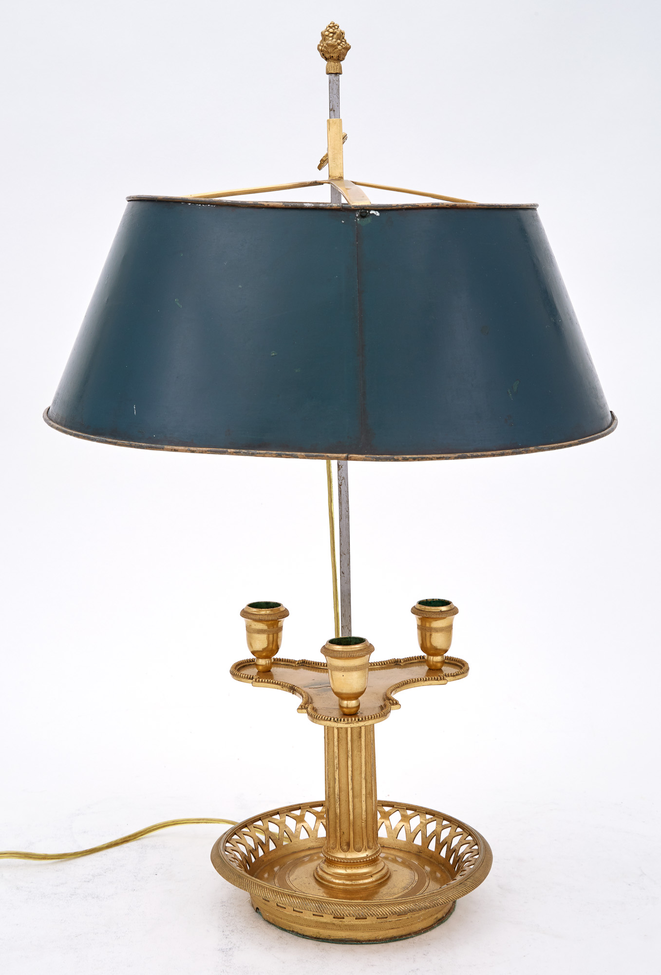 Lot image - Louis XVI Ormulu Bouillotte Lamp