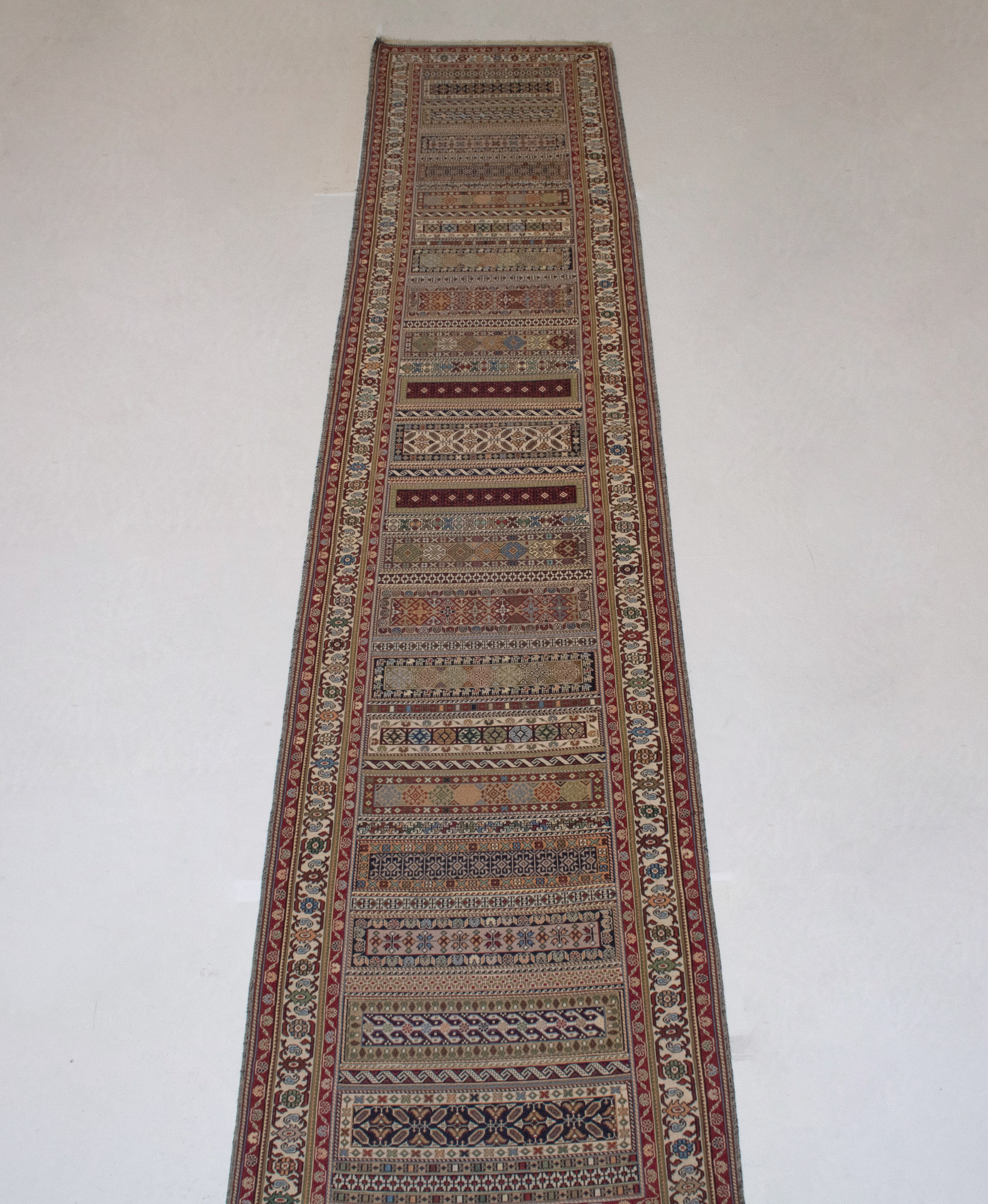 Lot image - Kashkuli Runner