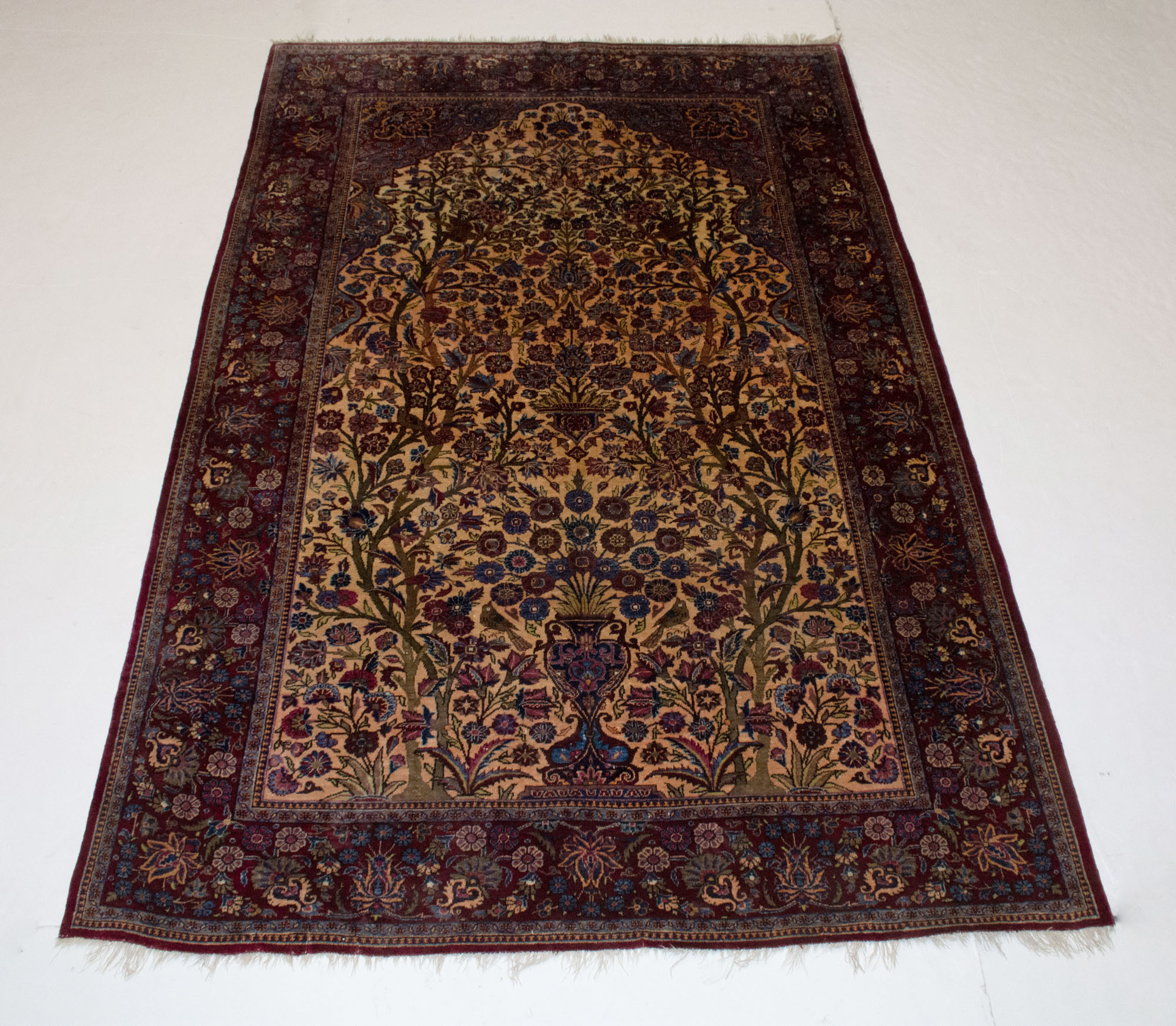 Lot image - Silk Kashan Prayer Rug
