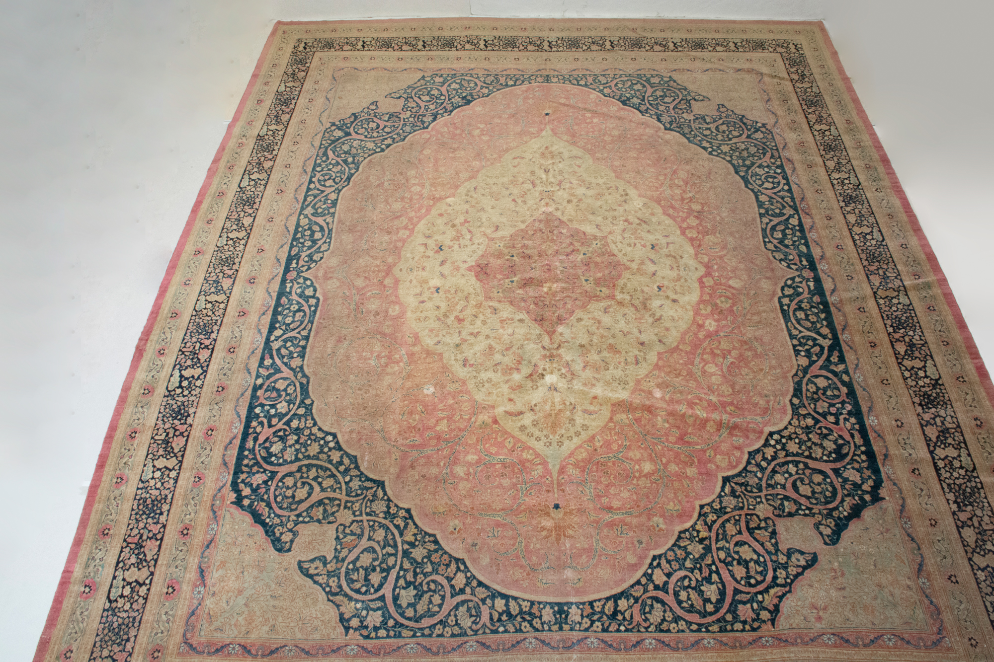 Lot image - Tabriz Carpet