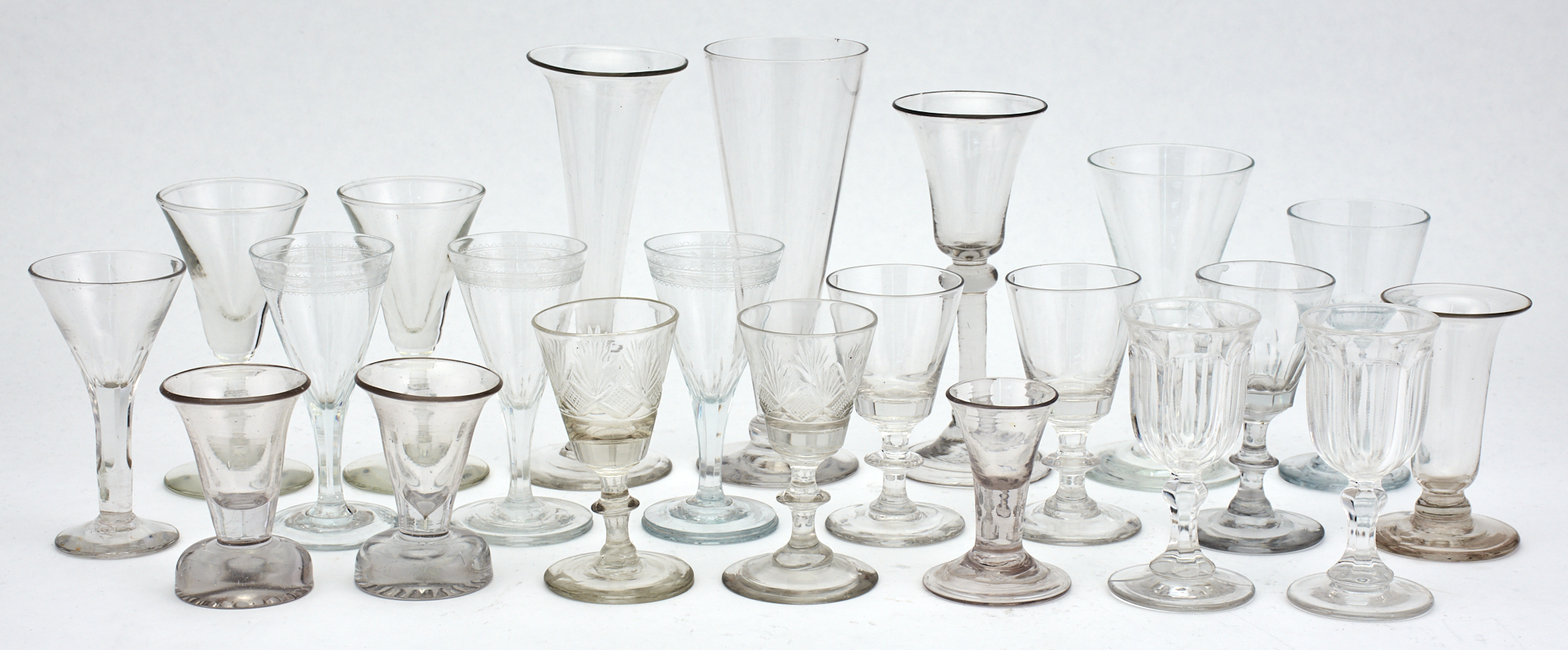 Lot image - Group of Stem Glasses
