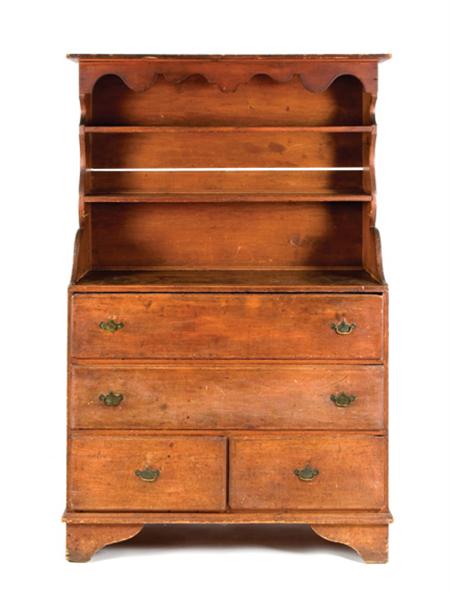 Lot image - Painted Pine Hutch