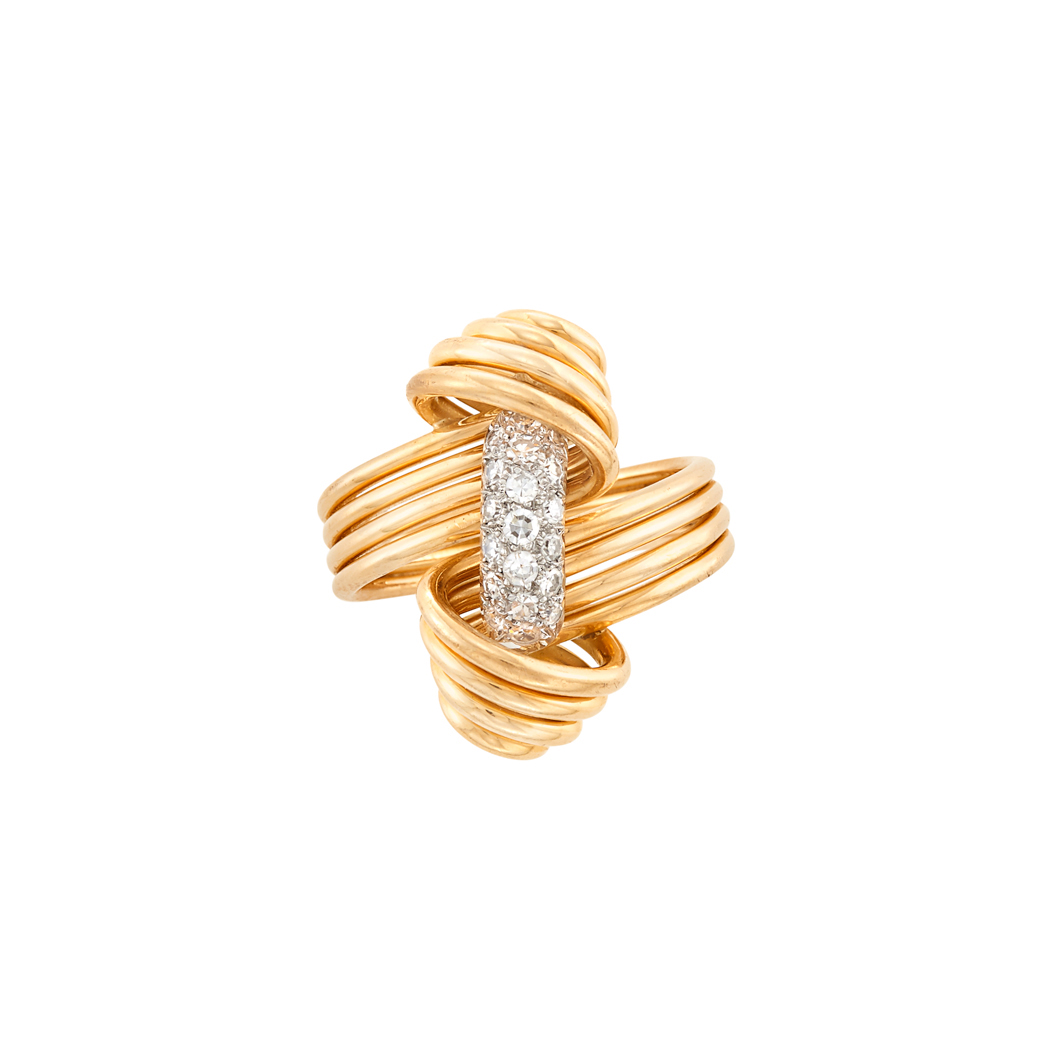 Lot image - Gold, Platinum and Diamond Knot Ring