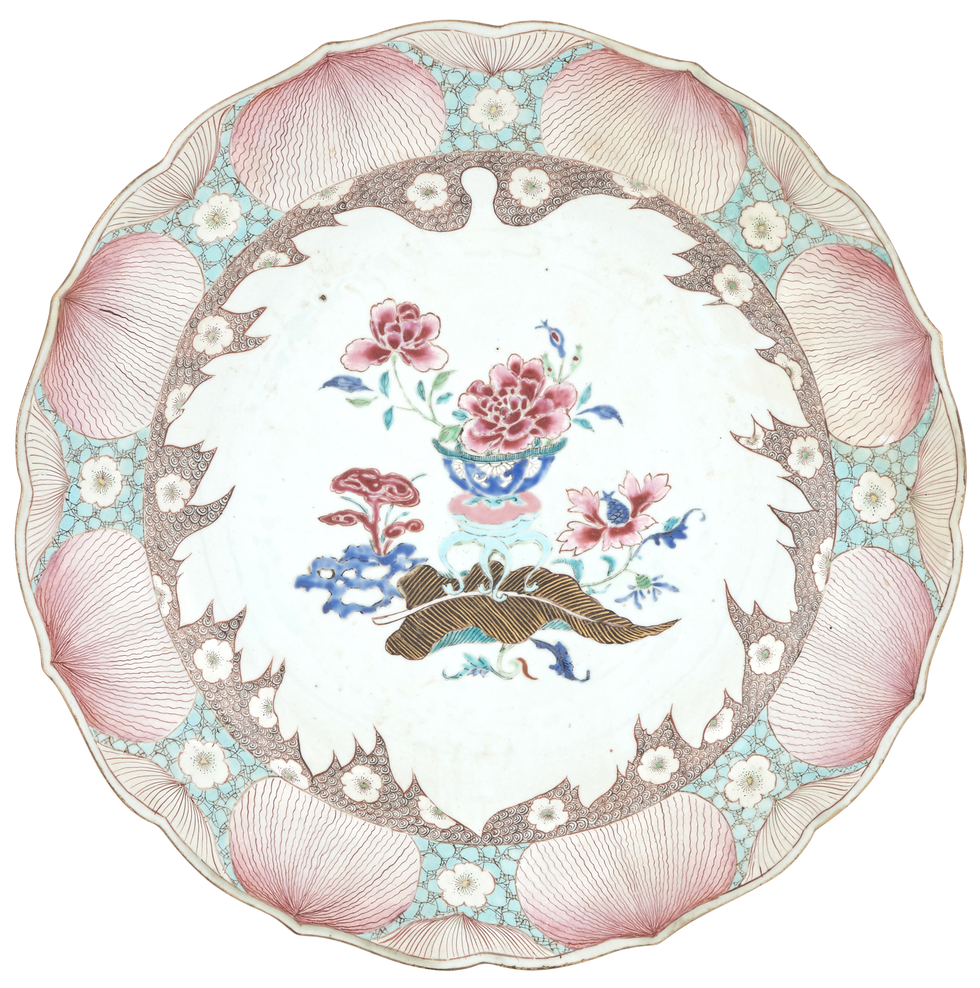 Lot image - Chinese Export Porcelain Lotus Charger