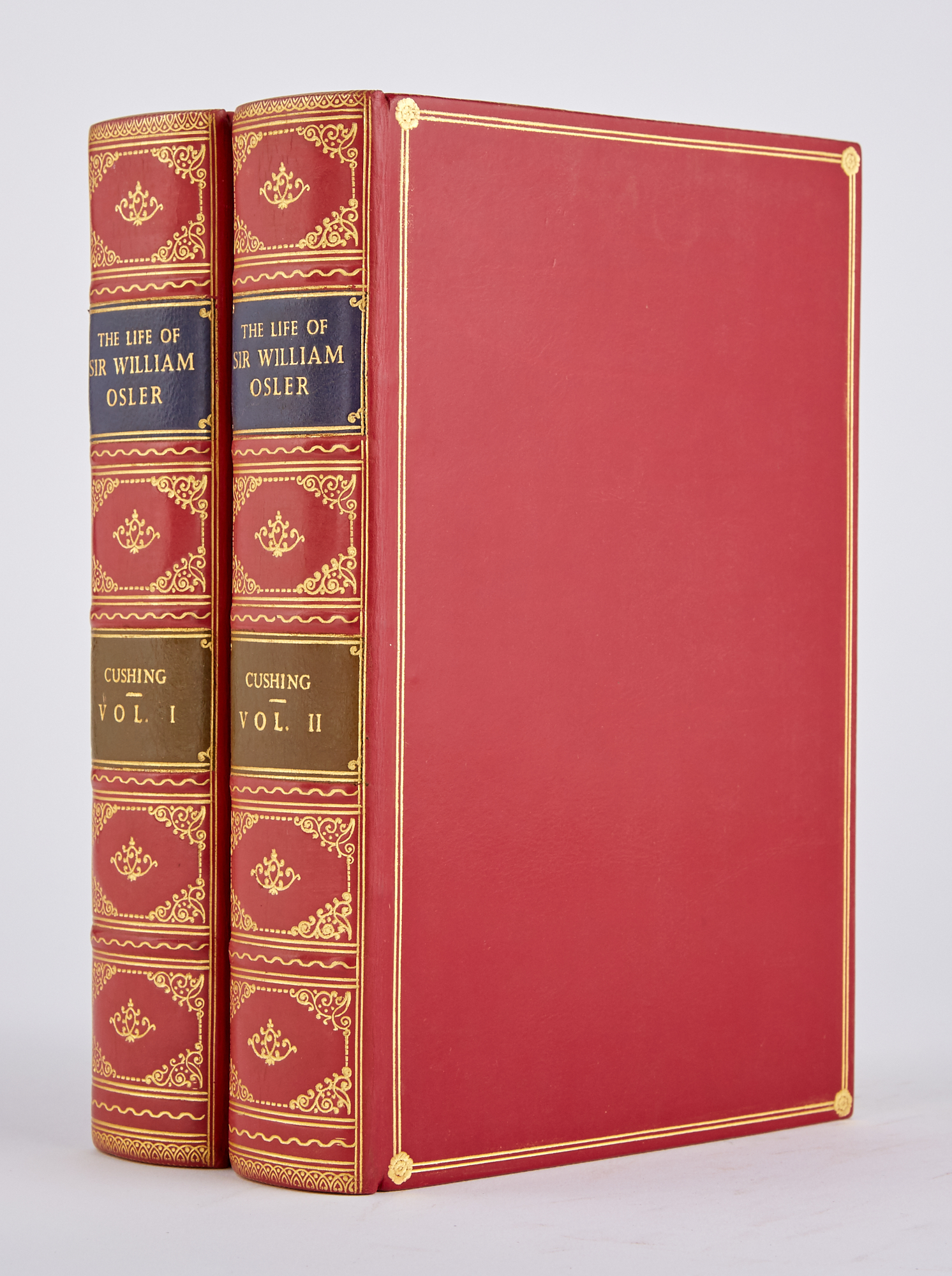Lot image - [BINDINGS]  CUSHING, HARVEY. The Life of Sir William Osler.
