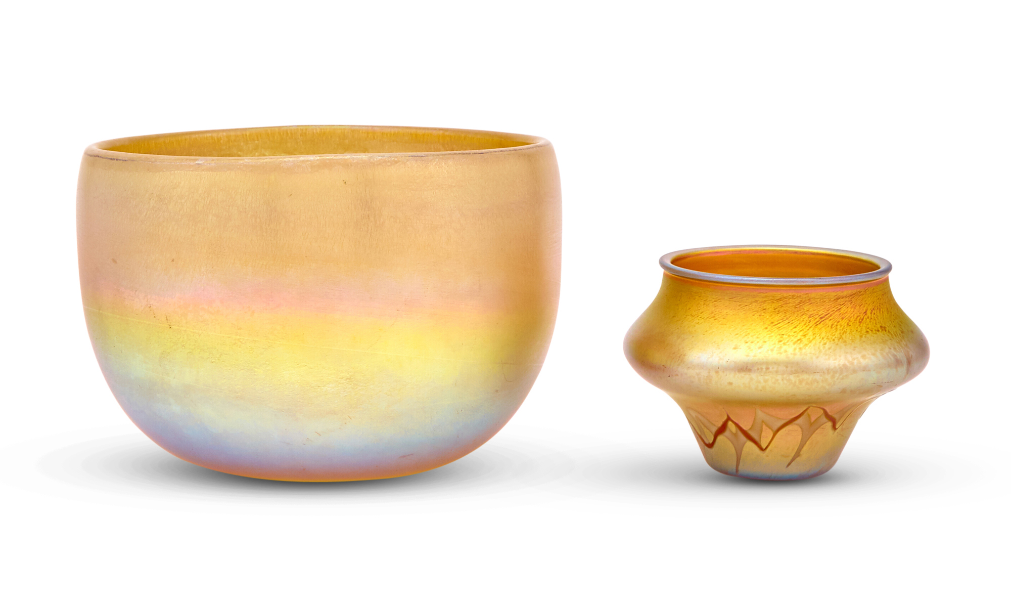 Lot image - American Art Glass Cabinet Vase