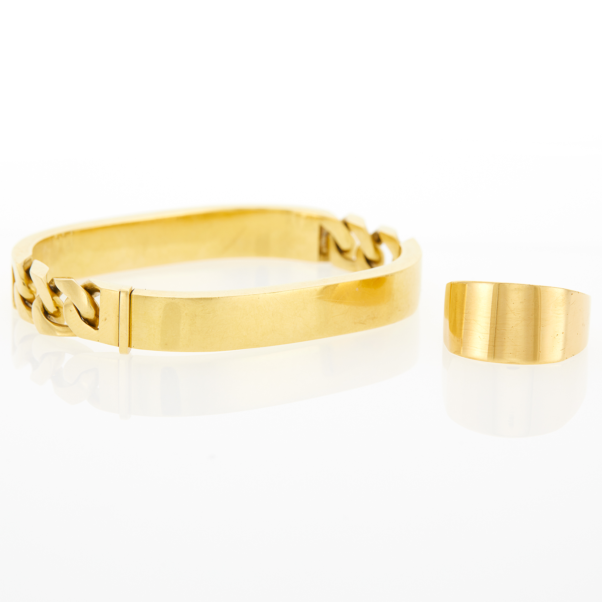 Lot image - Gold Bracelet and Ring