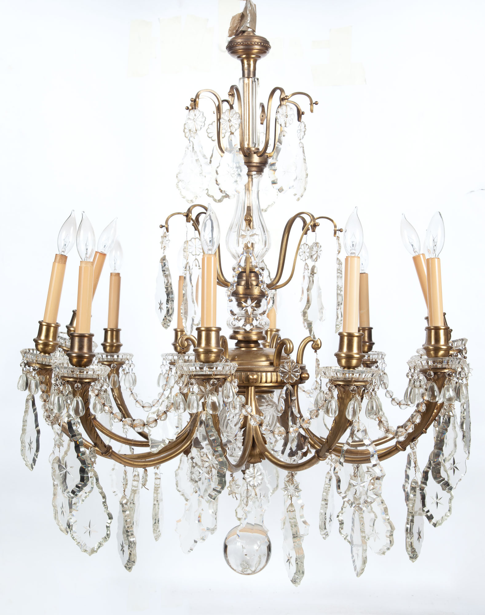 Lot image - Louis XV Style Gilt-Metal and Cut-Glass Twelve-Light Chandelier