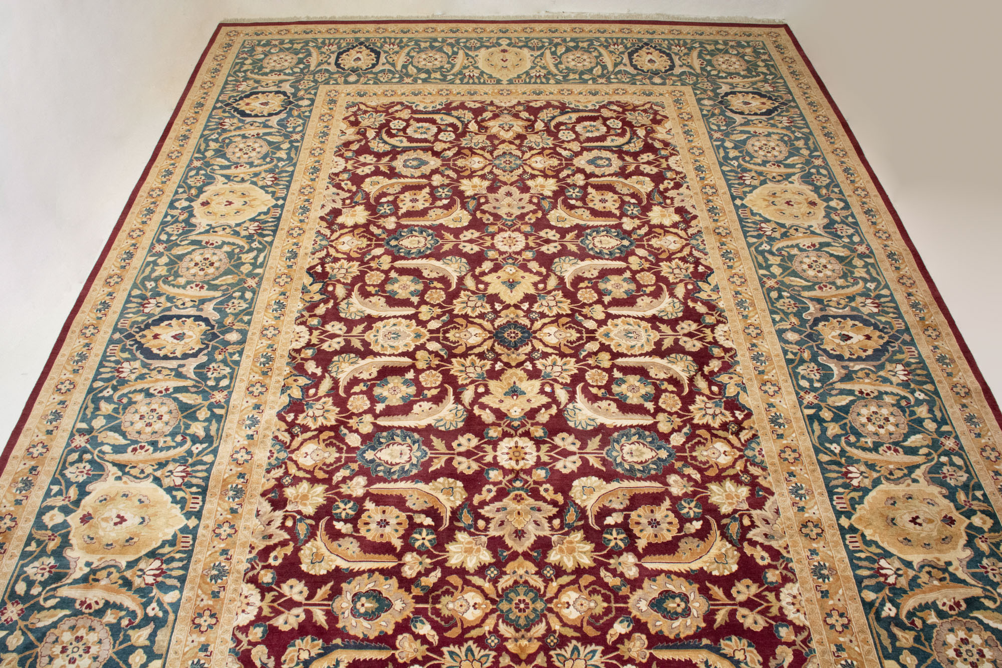 Lot image - Pak-Tabriz Carpet