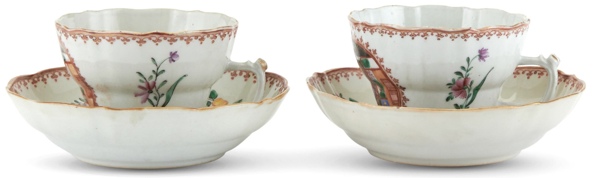 Lot image - A Pair of Chinese Export Porcelain Teacups and Saucers