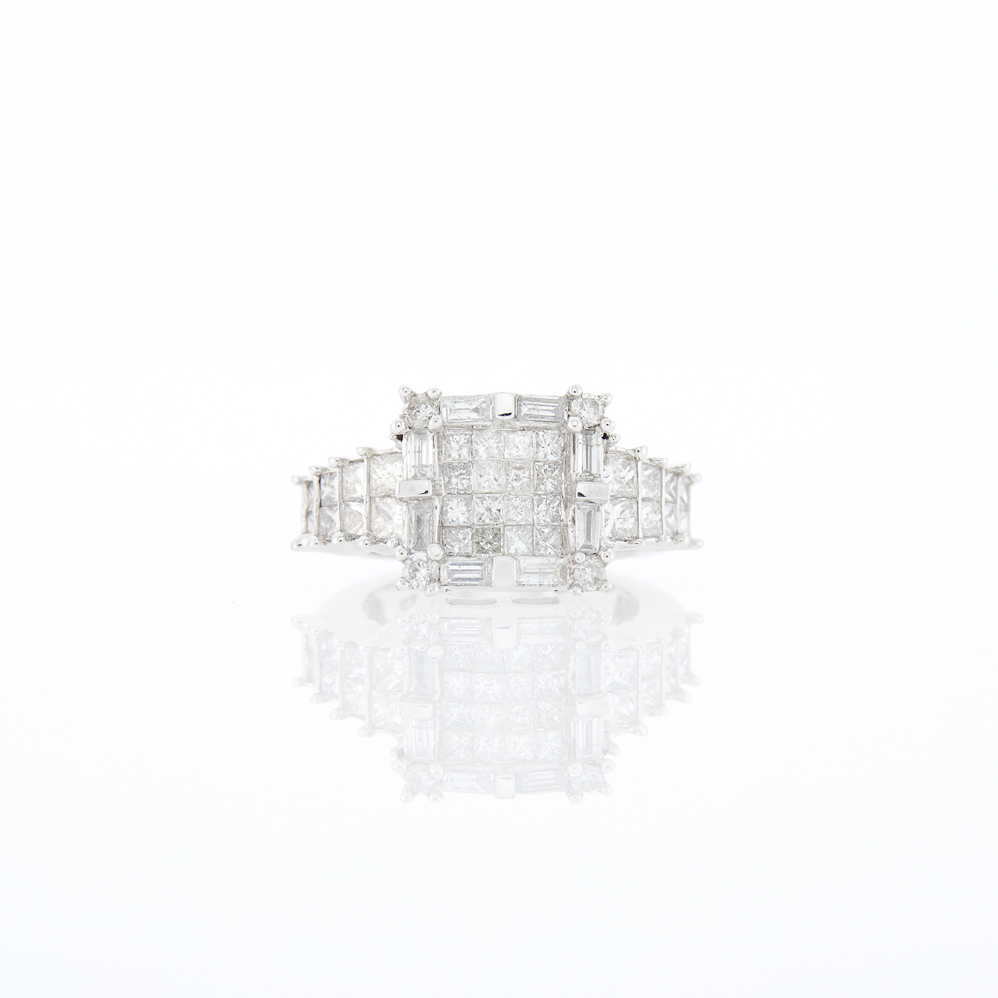 Lot image - White Gold and Diamond Ring