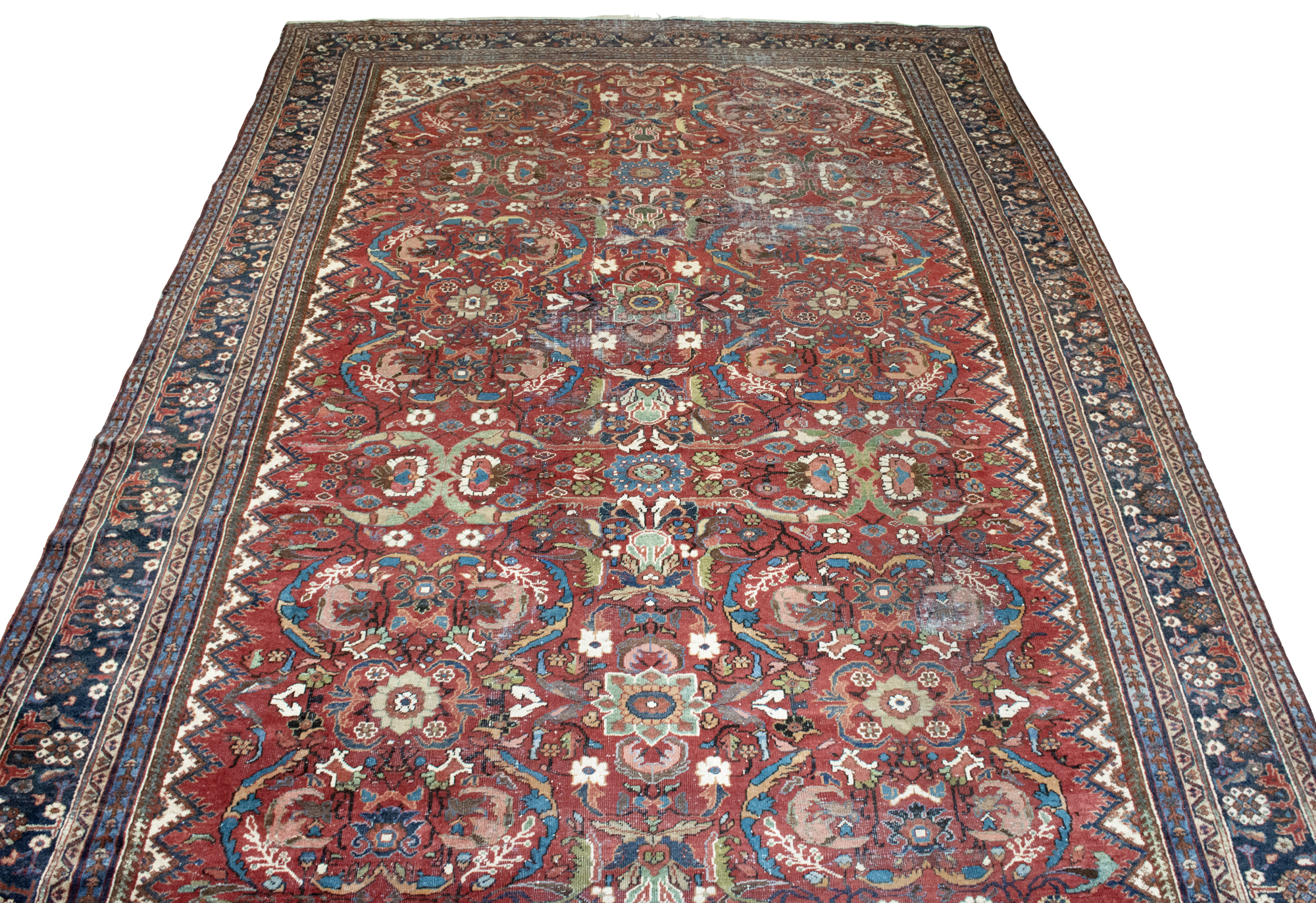 Lot image - Mahal Carpet