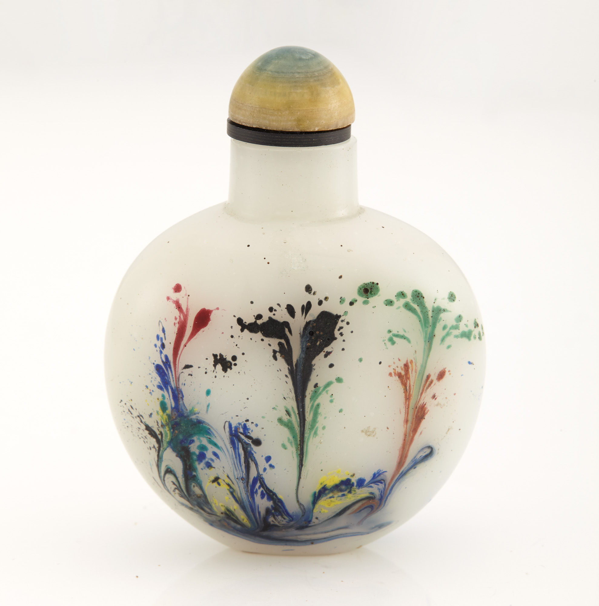 Lot image - Chinese White and Multi-Colored Glass Snuff Bottle