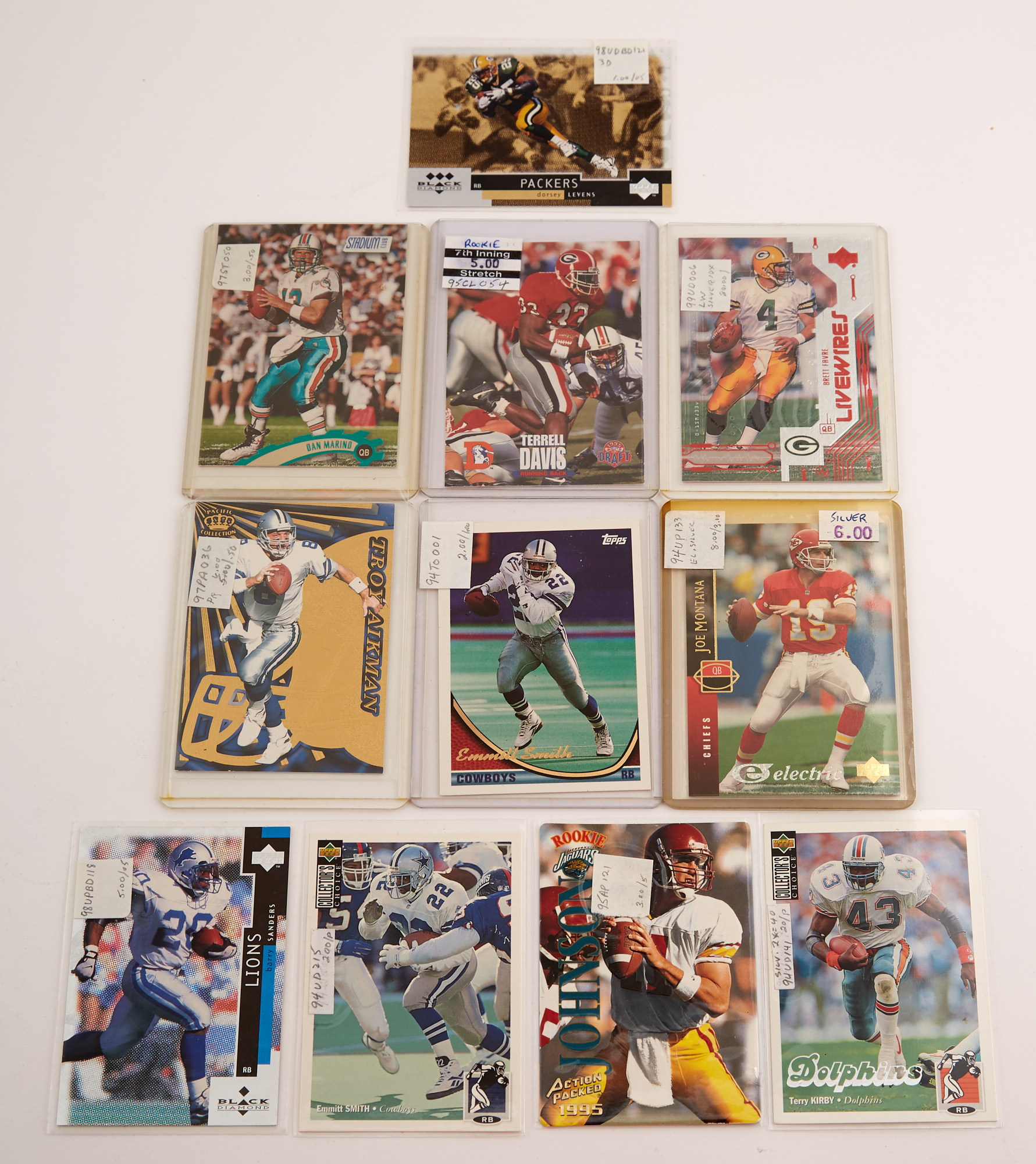 Lot image - Sports Cards Group