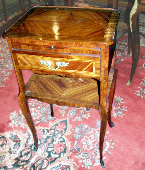 Lot image - Louis XV Style Kingwood Table en Chiffonniere