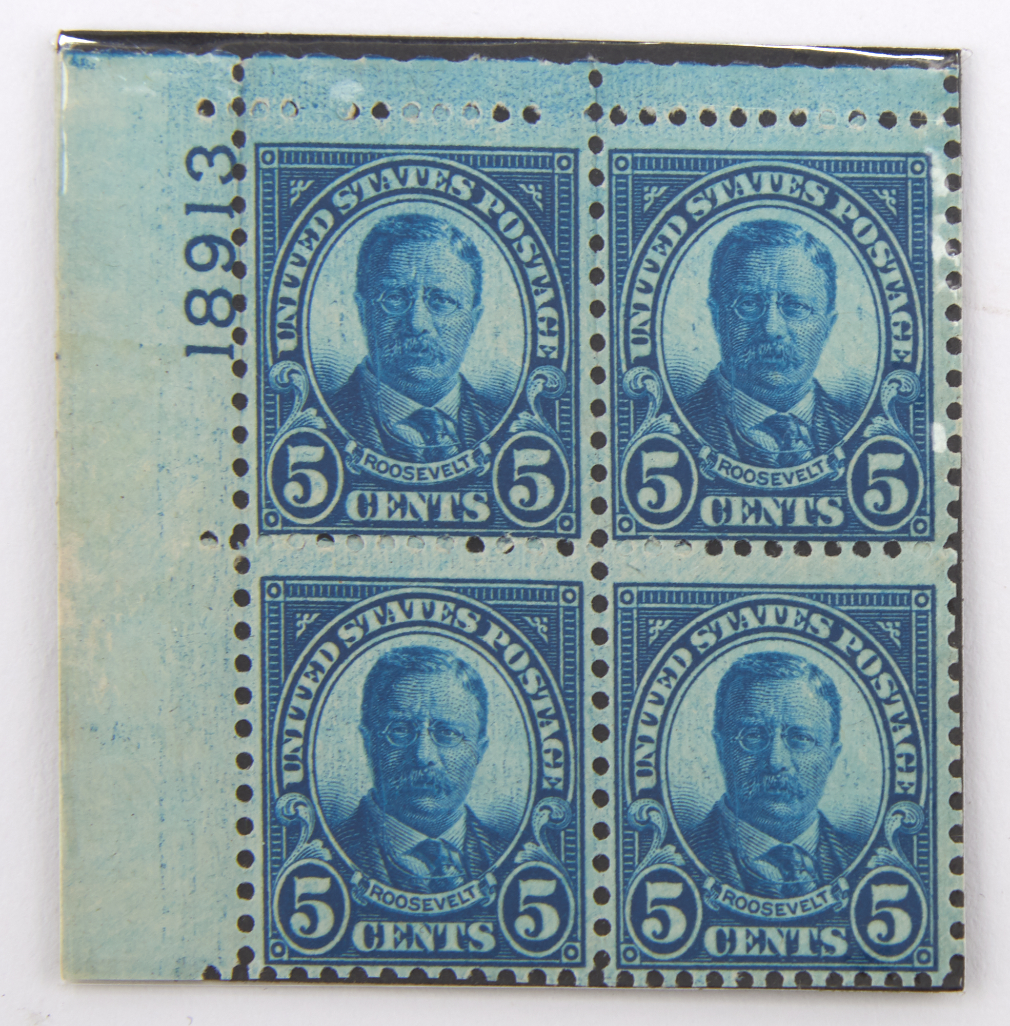 Lot image - United States and United Nations Philatelic Assortment