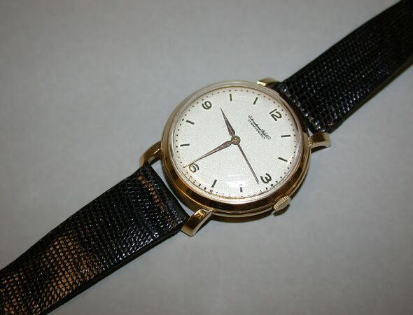 Lot image - Gentlemans Wrist watch