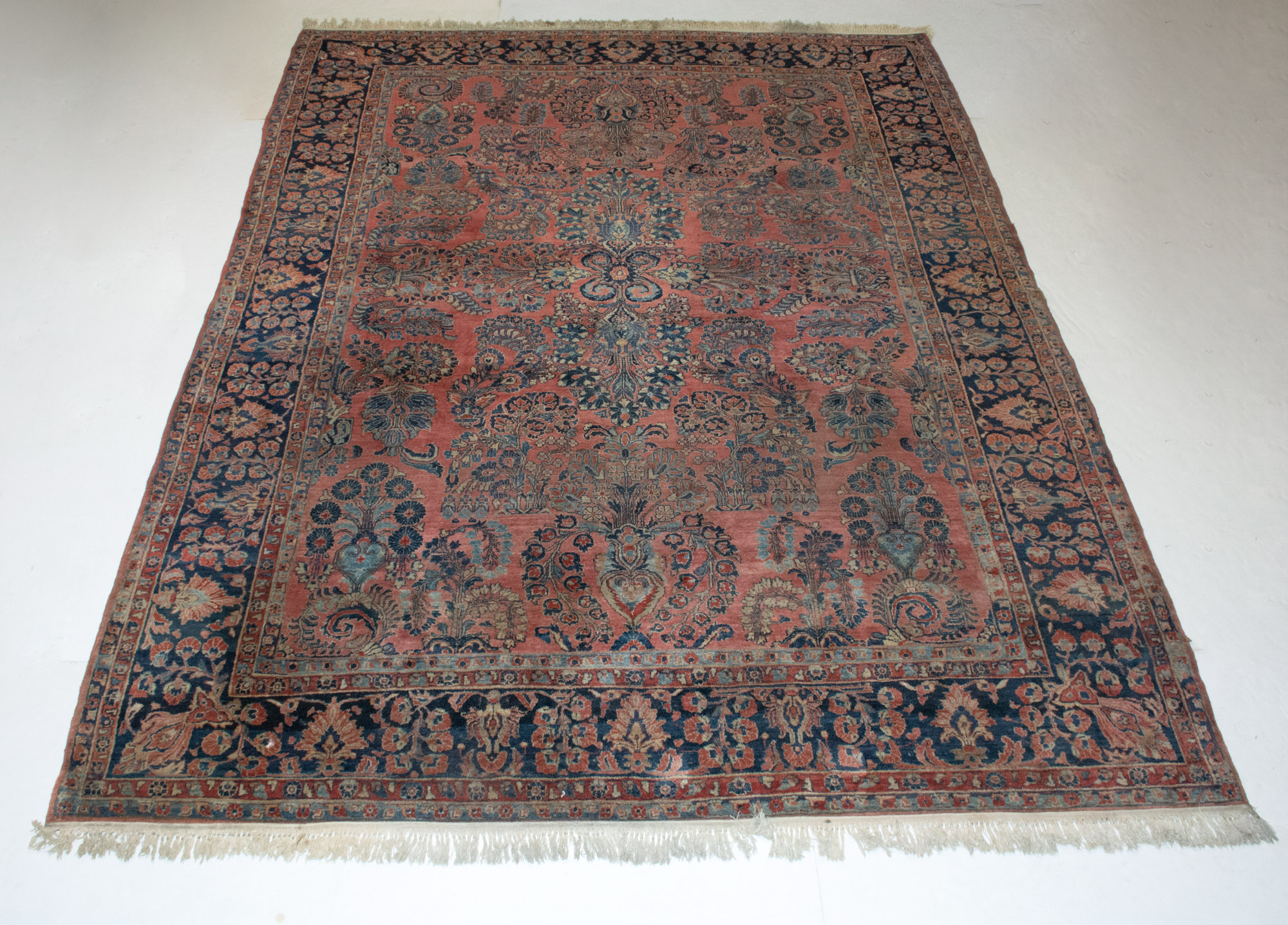 Lot image - Sarouk Carpet