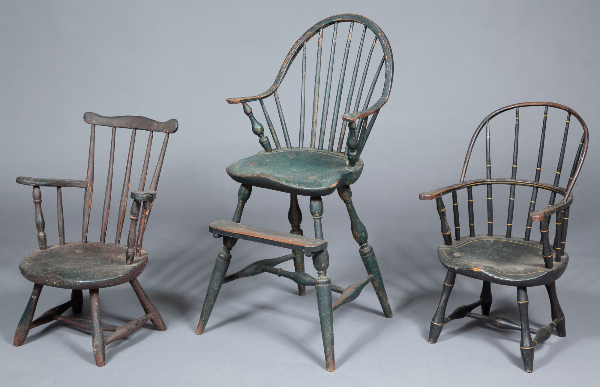 Lot image - Childs Continuous Arm Painted Windsor Highchair