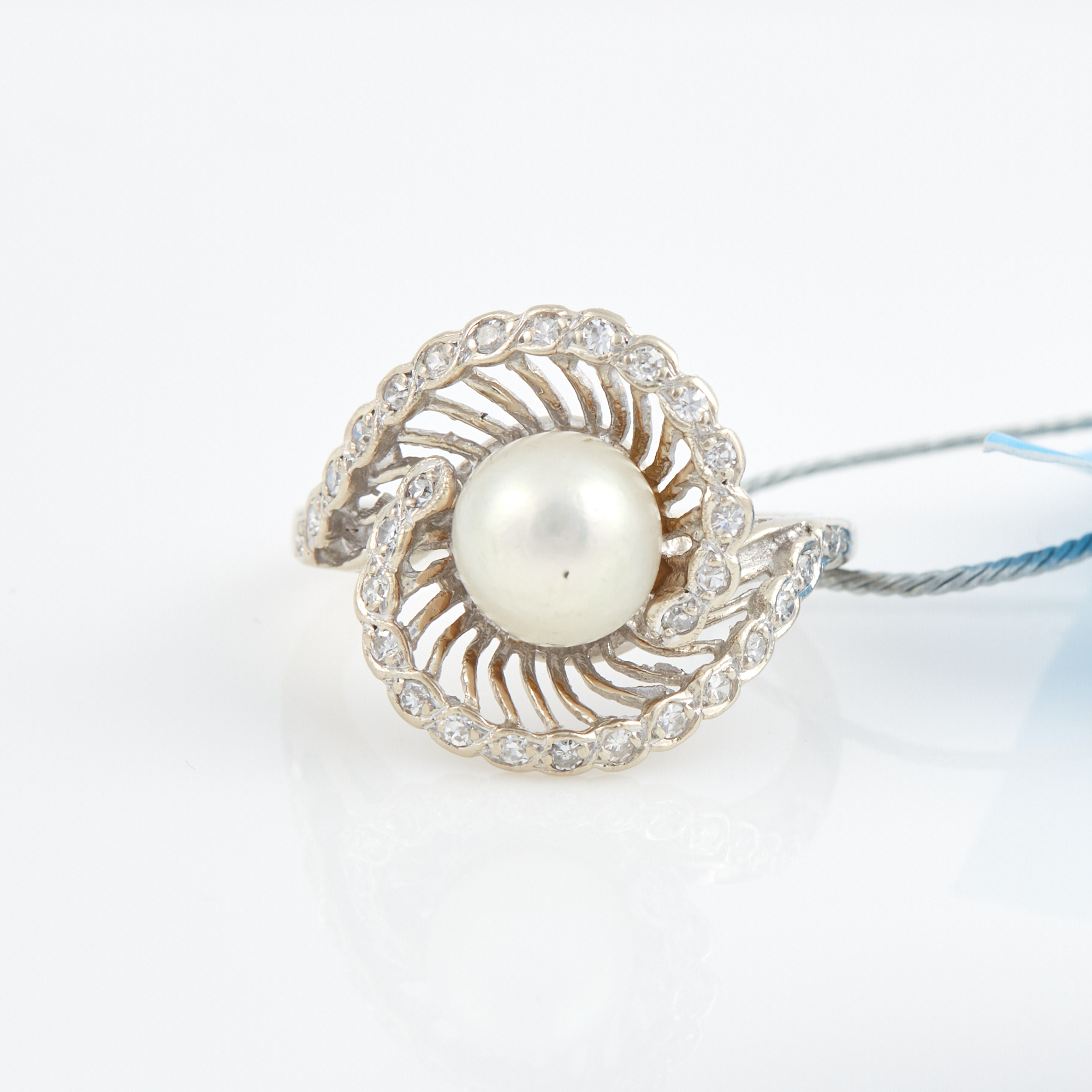 Lot image - Diamond and Bead Ring, 30 diamonds about 0.30 ct., 14K 3 dwt. all