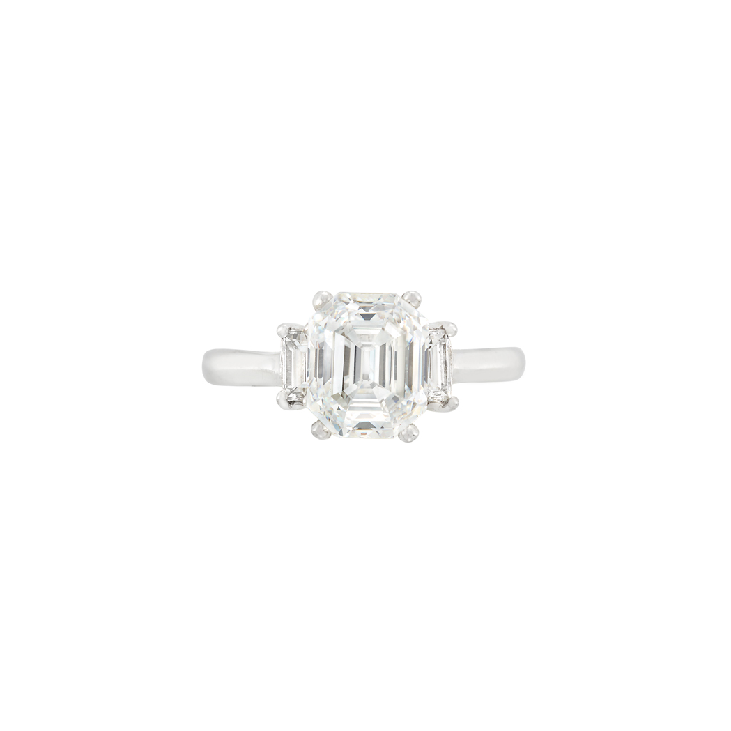 Lot image - Platinum and Diamond Ring