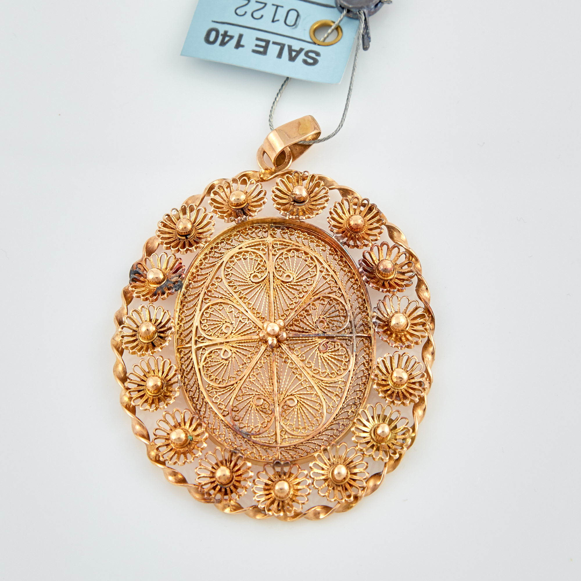 Lot image - Gold Pendant, 14K 20 dwt.