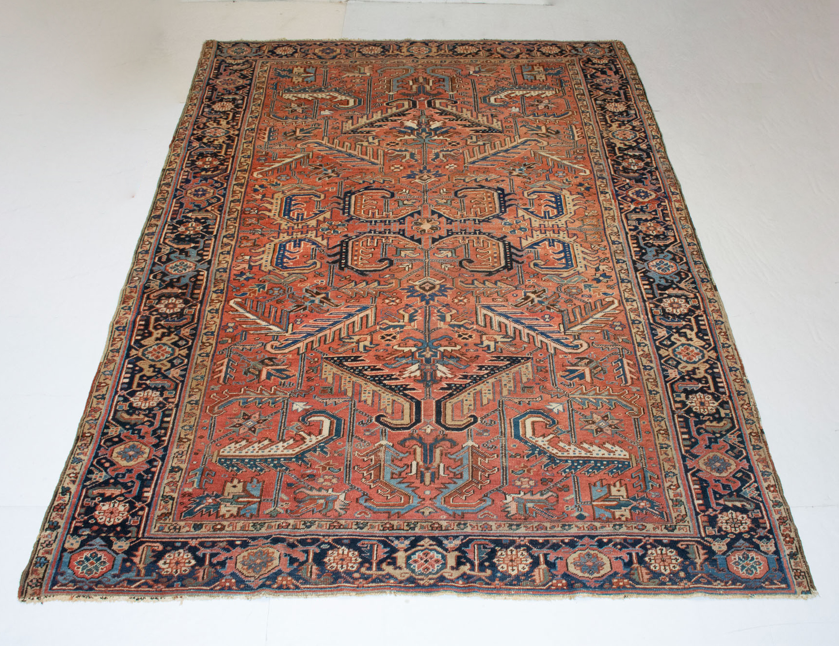 Lot image - Heriz Carpet