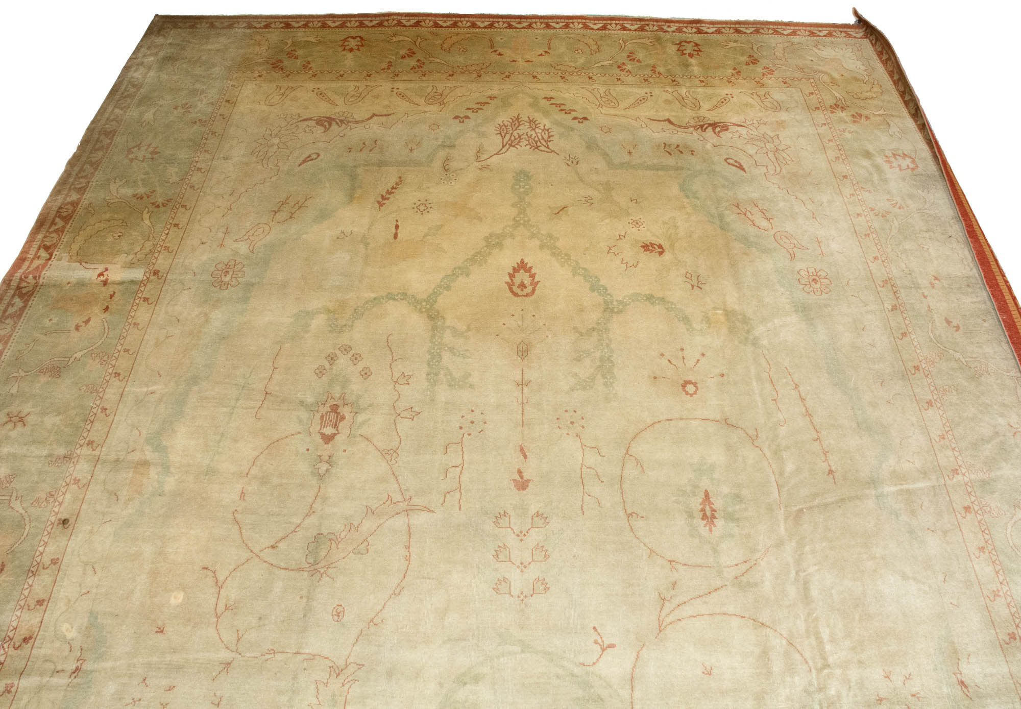 Lot image - Borlu Oushak Carpet