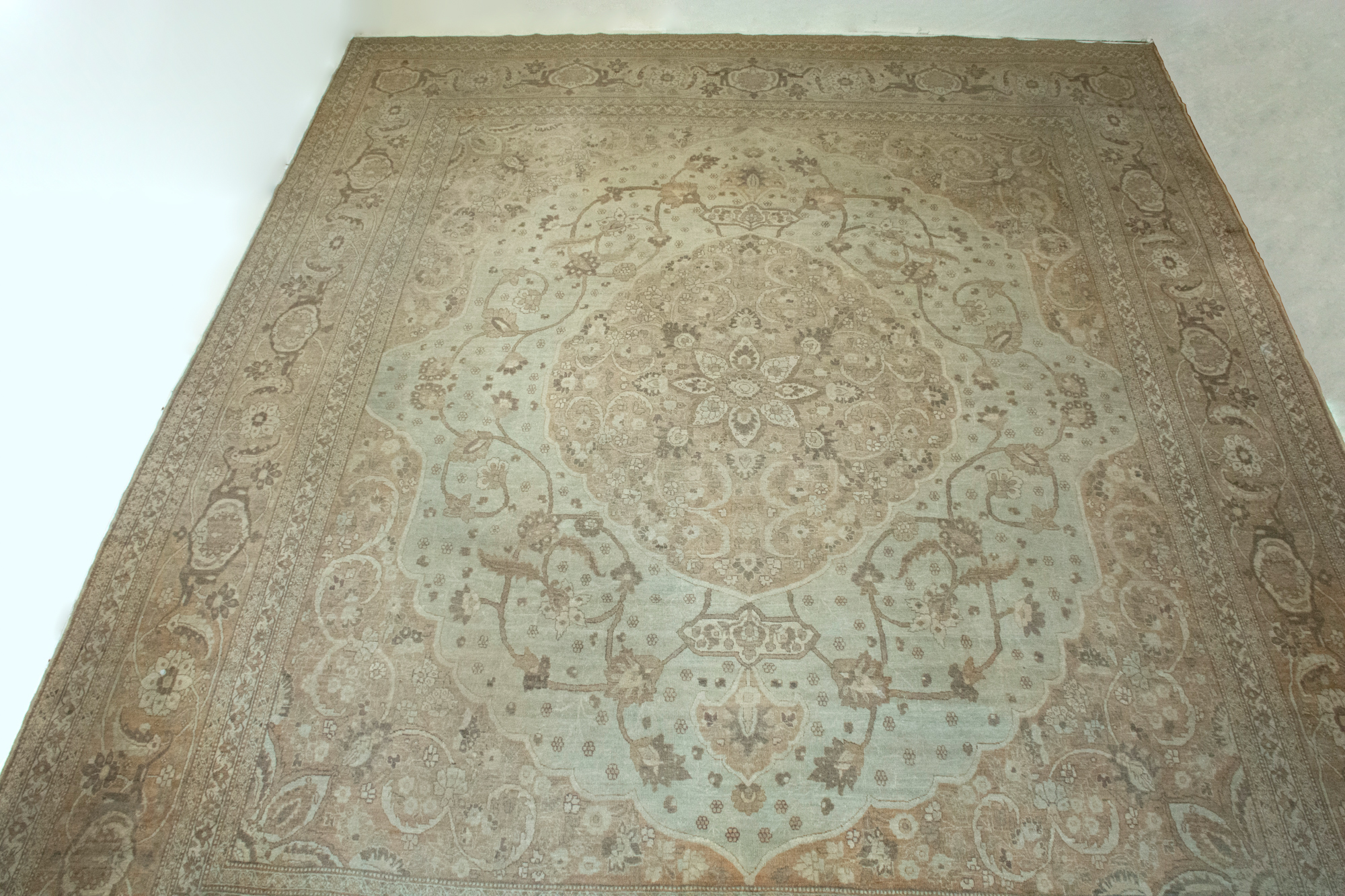 Lot image - Tabriz Carpet