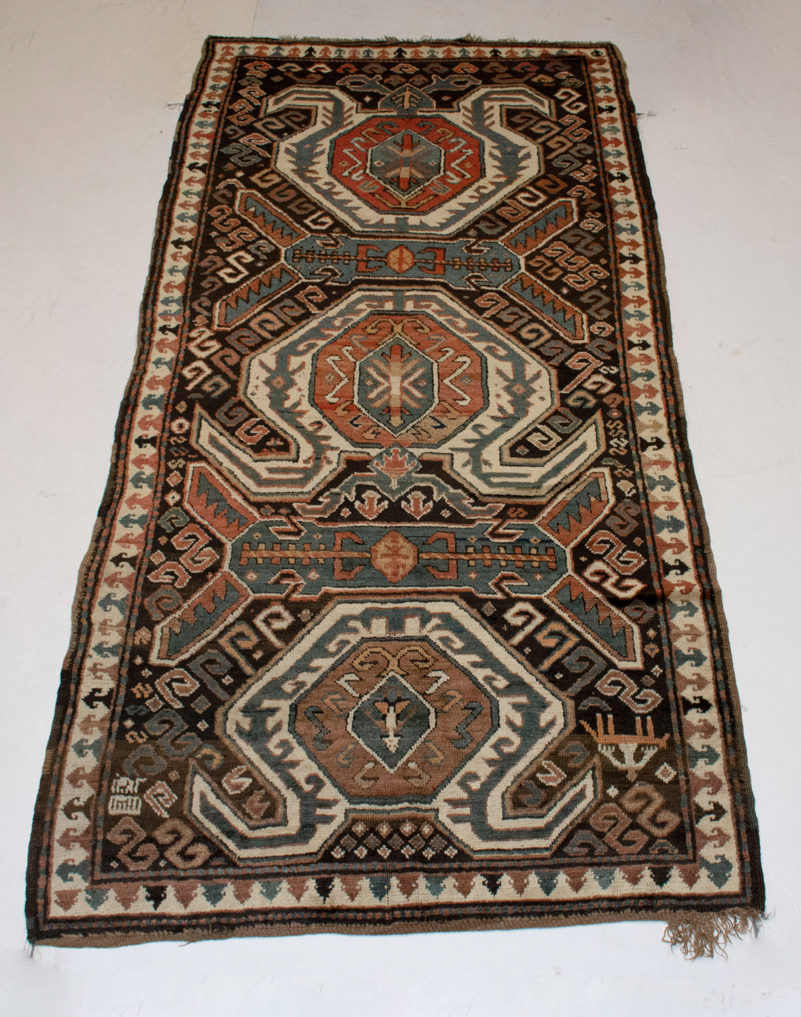 Lot image - Lenkoran Runner