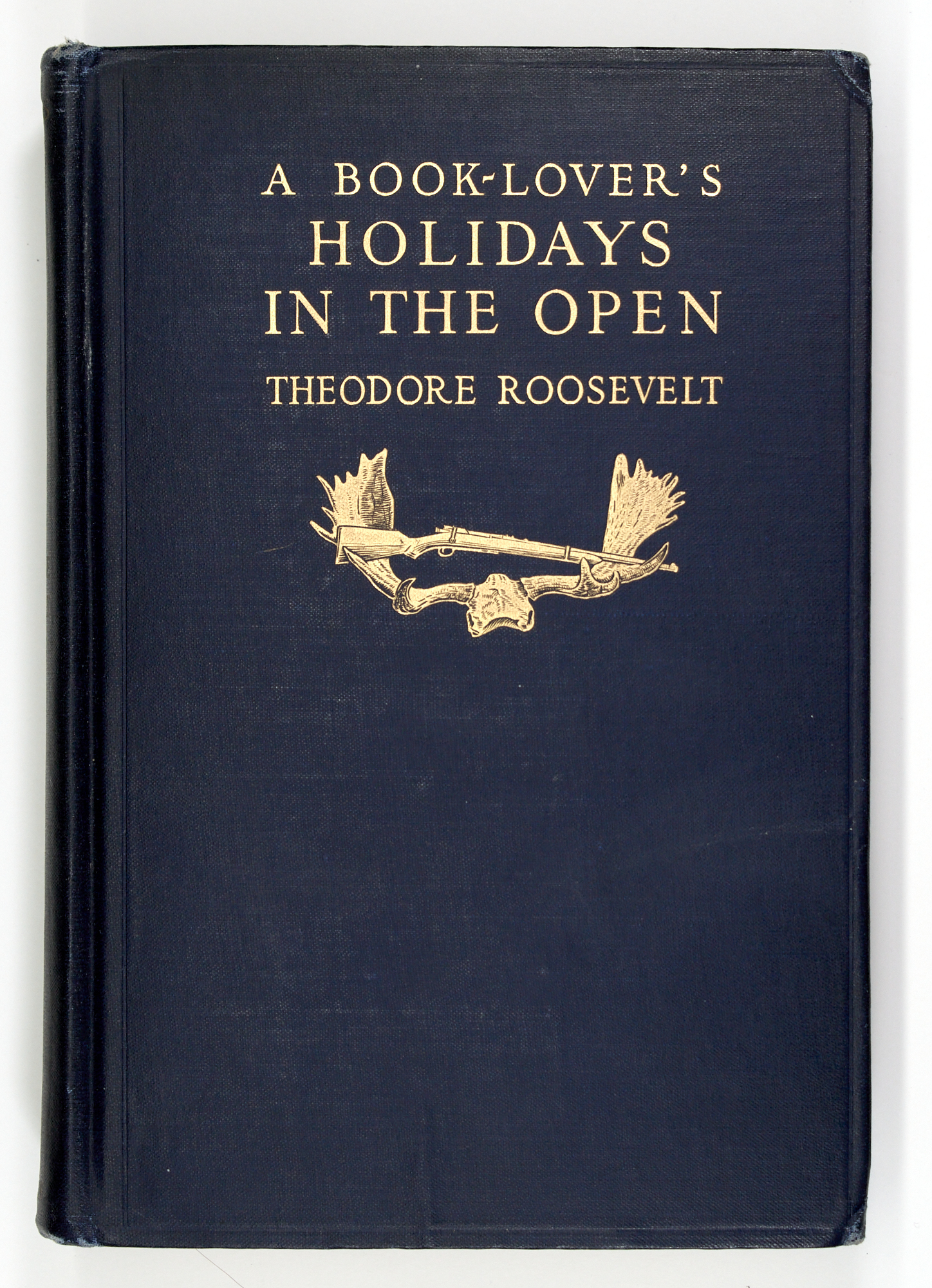 Lot image - ROOSEVELT, THEODORE  A Book-Lovers Holidays in the Open.