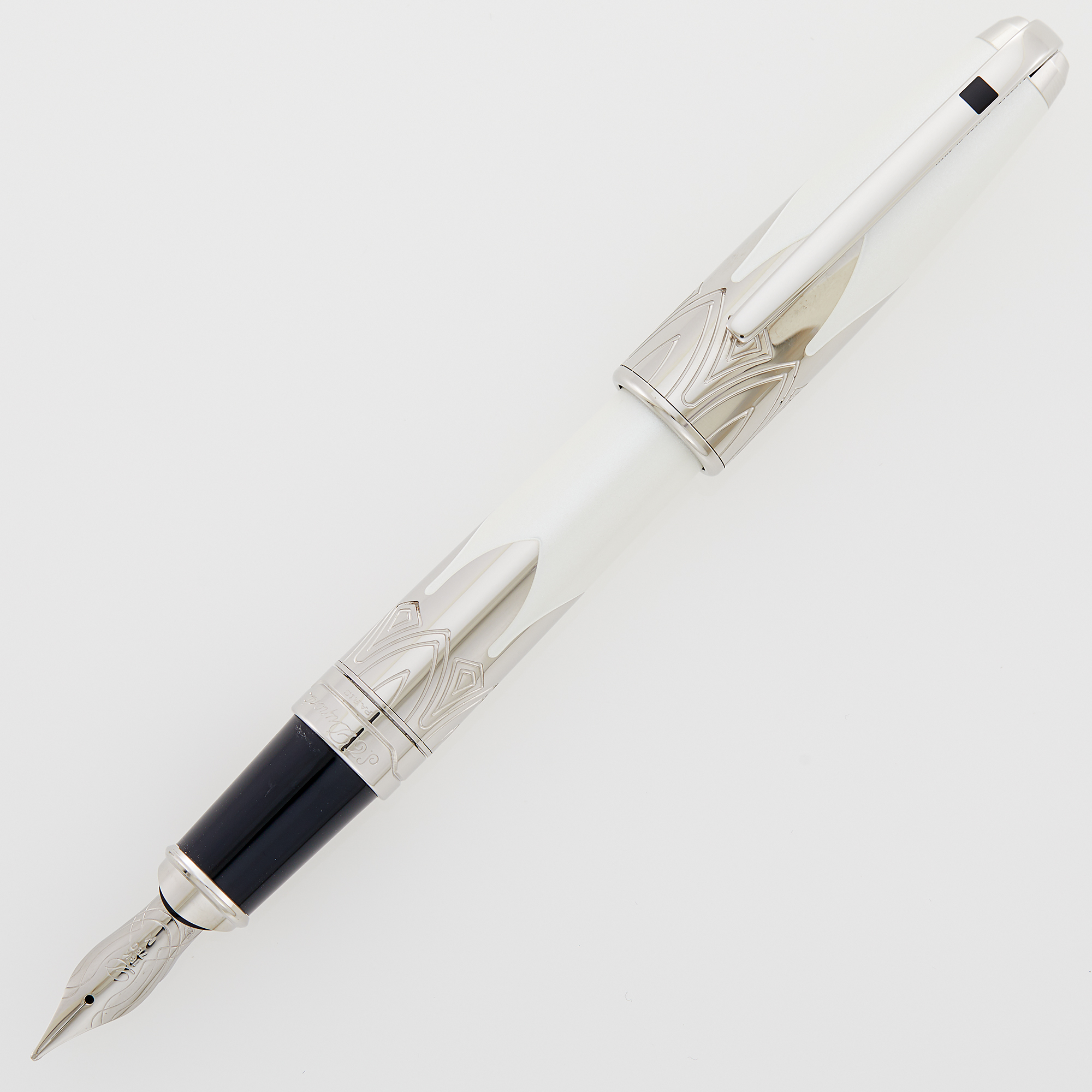 Lot image - S.T. Dupont Taj Mahal Grand Modele Fountain Pen