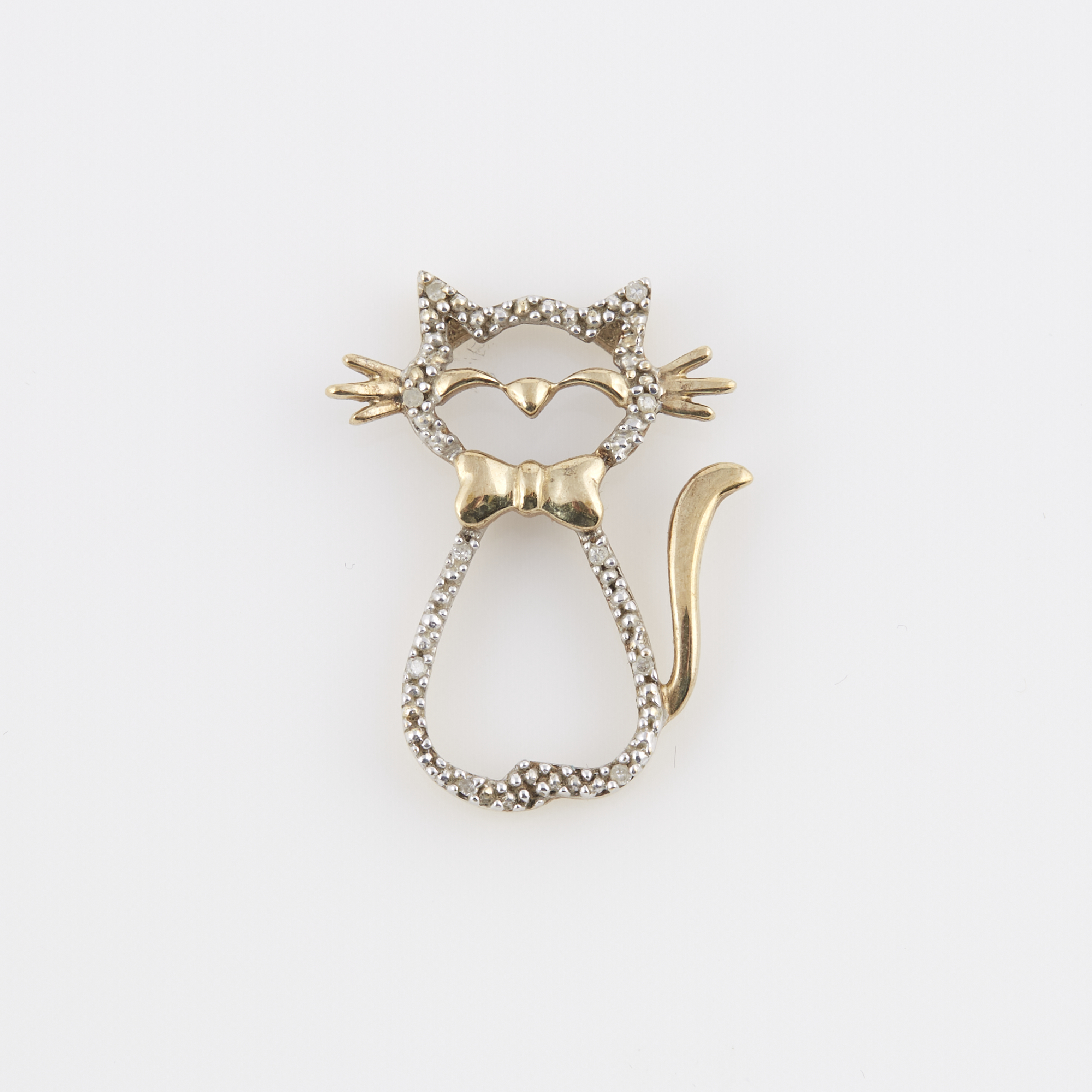 Lot image - Diamond Pendant, 10K 1 dwt.