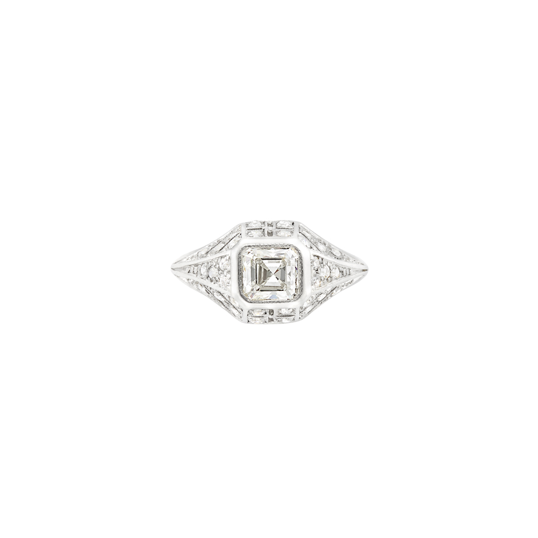Lot image - Art Deco Platinum and Diamond Ring