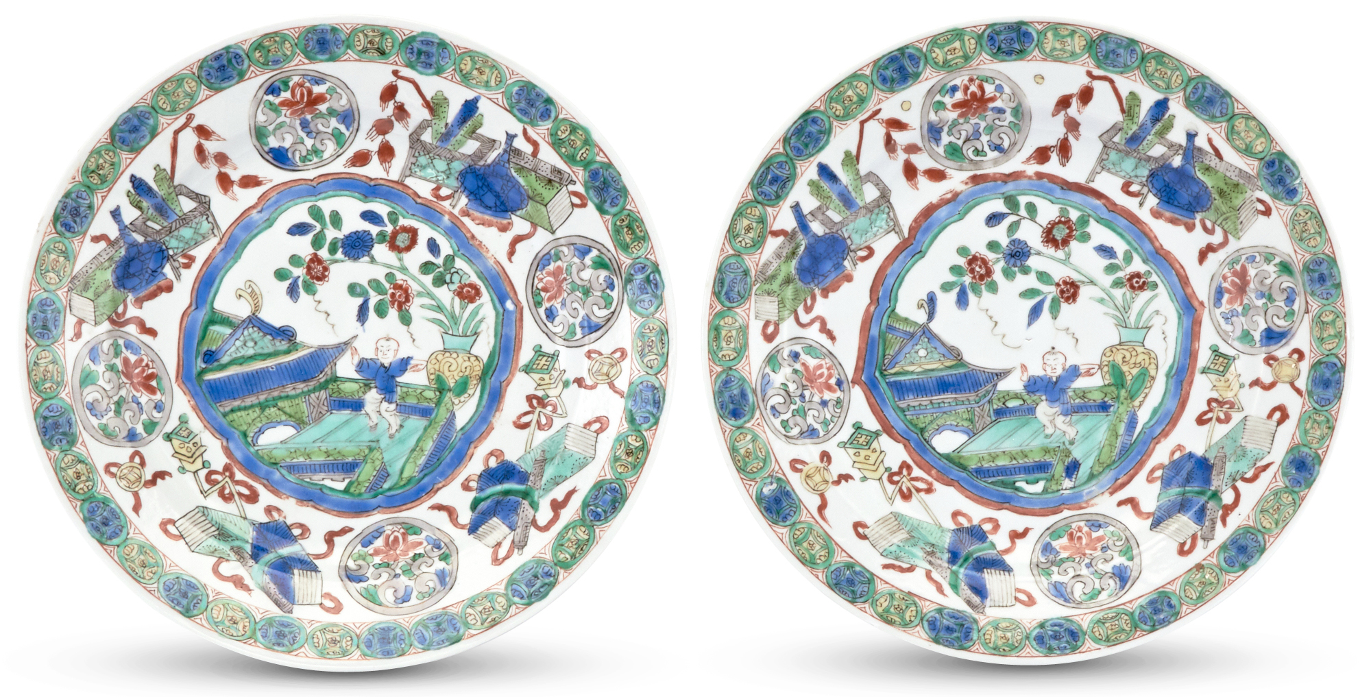 Lot image - A Pair of Chinese Wucai Decorated Porcelain Dishes