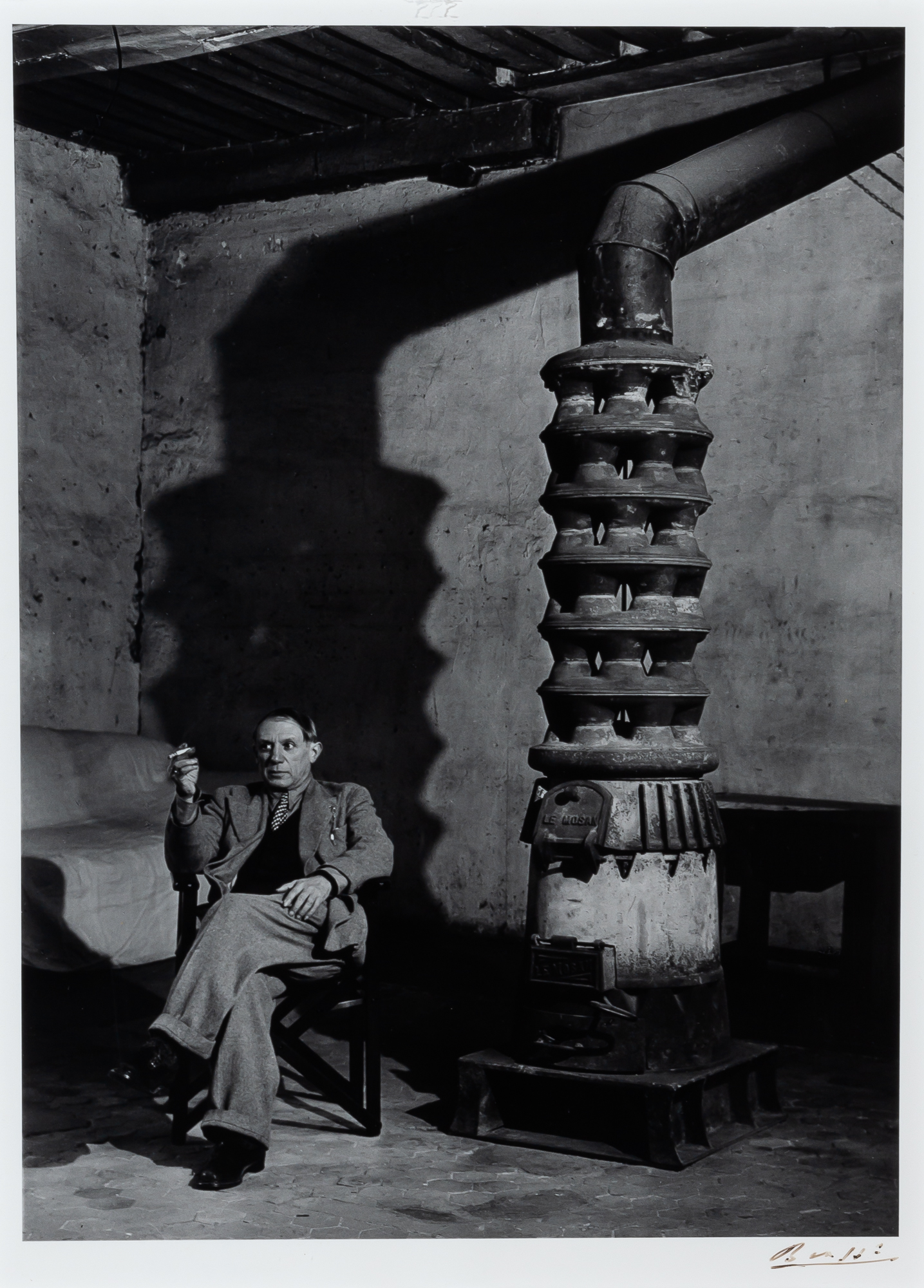 Lot image - BRASSAÏ [HALASZ, GYULA] (1899-1984)  Picasso dans son studio, rue des Grands Augustins, Paris