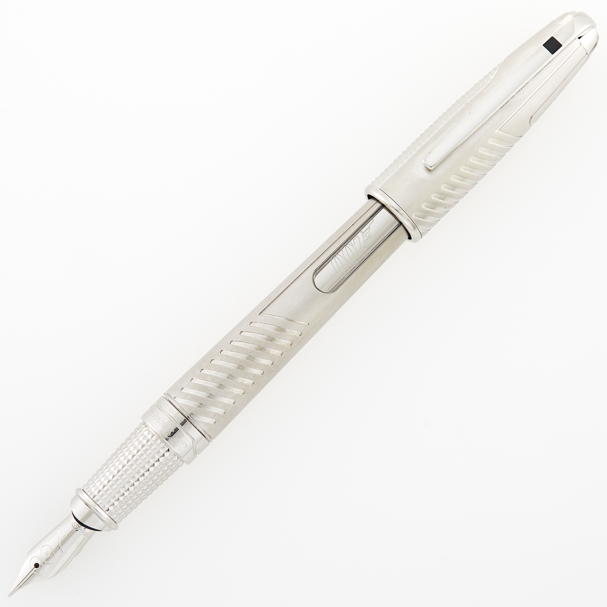 Lot image - S.T. Dupont James Bond 007 Limited Edition Fountain Pen