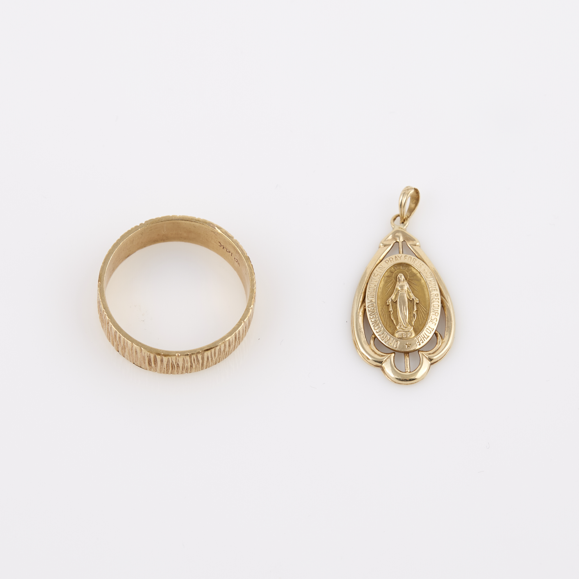 Lot image - Gold Ring and Pendant, 14K 4 dwt.