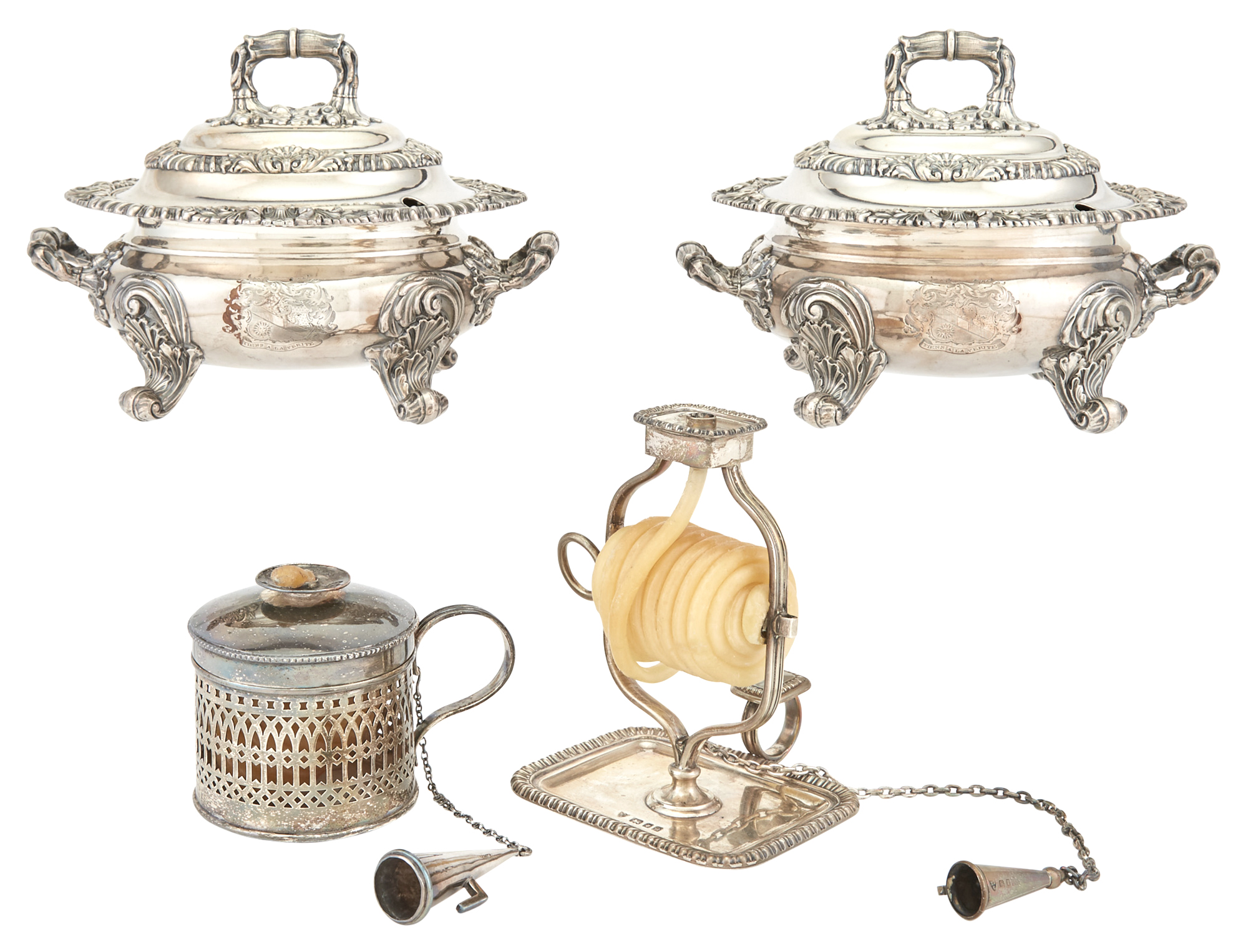 Lot image - Pair of Regency Sheffield Plated Covered Sauce Tureens