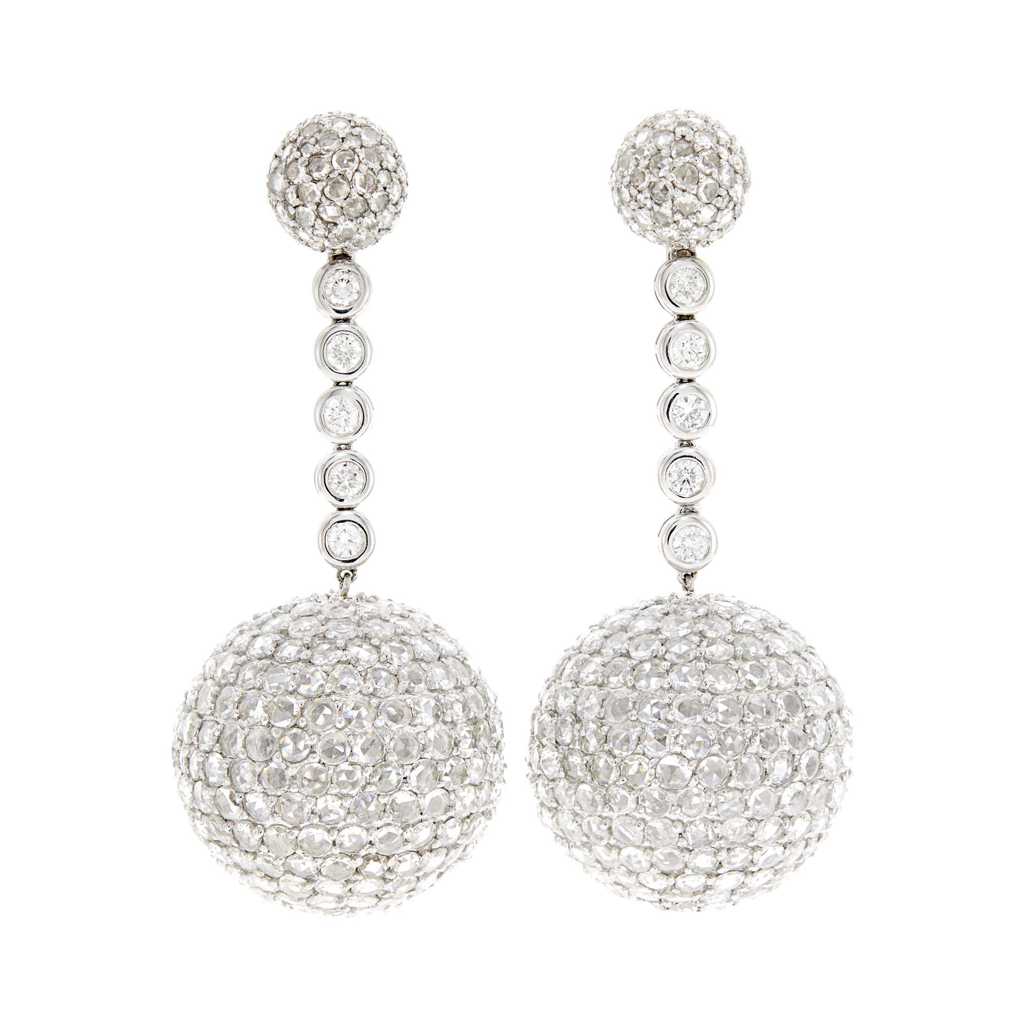 Lot image - Pair of White Gold and Diamond Pendant-Earclips