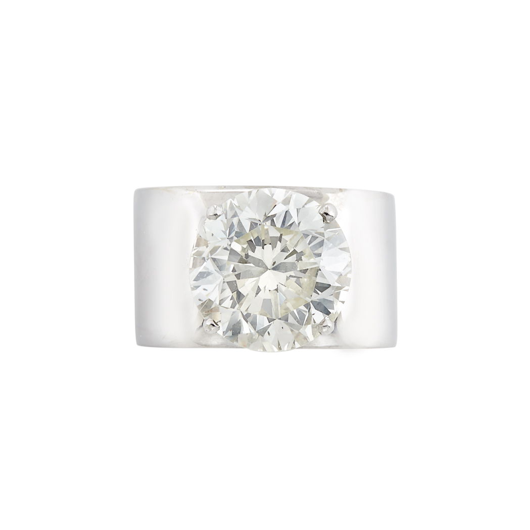 Lot image - Rhodium-Plated Gold and Diamond Band Ring