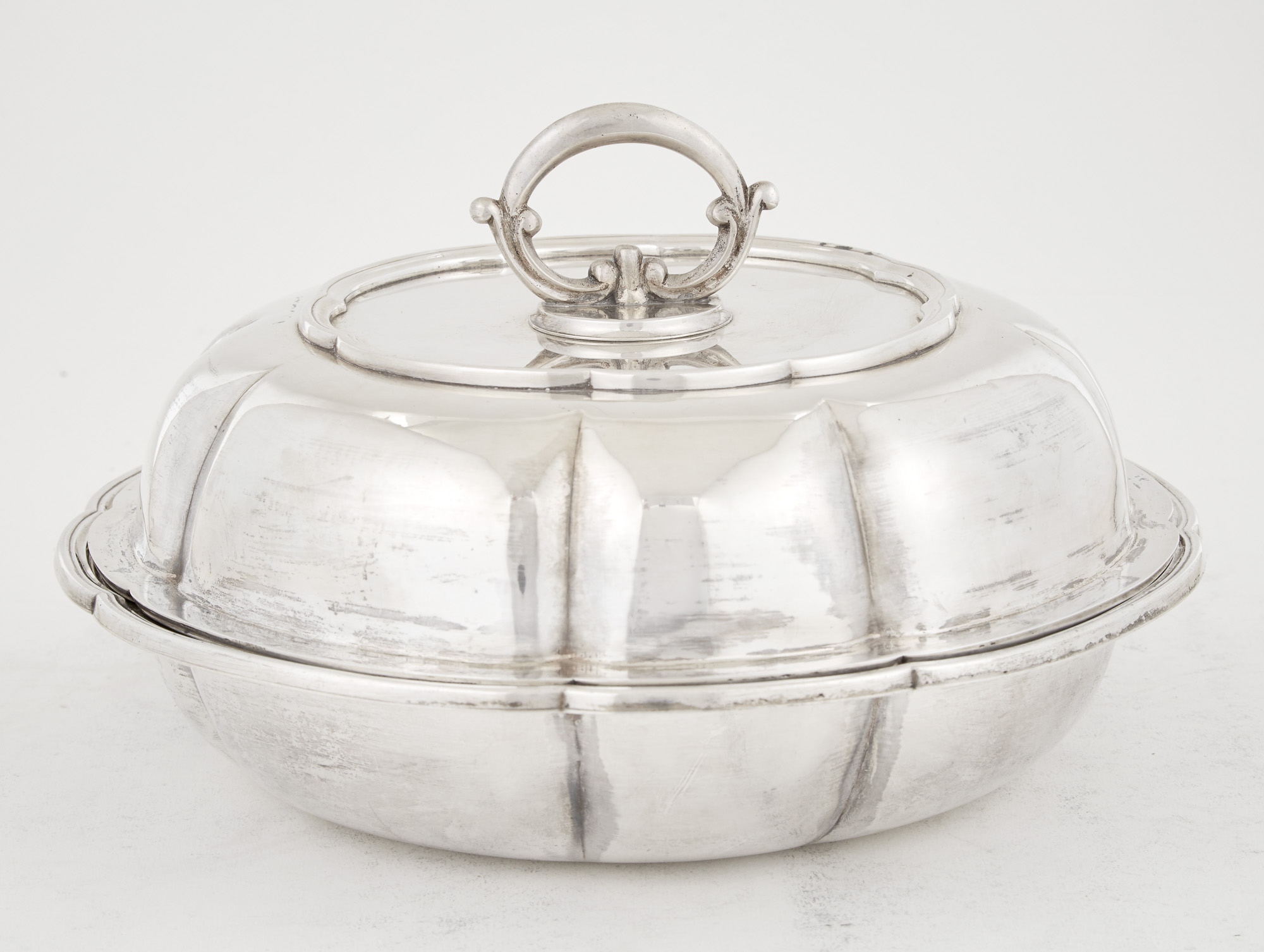 Lot image - Egyptian Silver Covered Entrée Dish