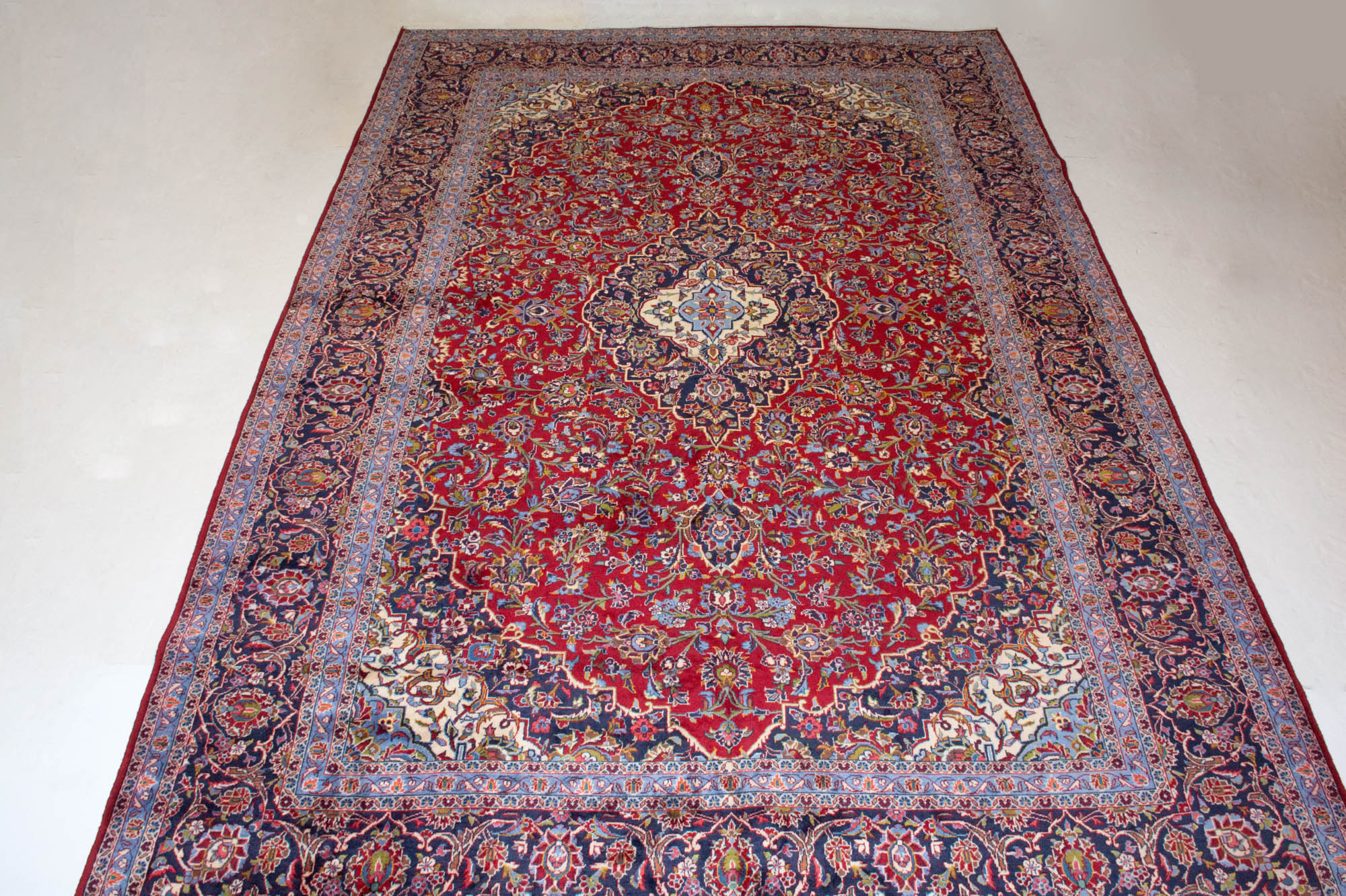 Lot image - Kashan Carpet