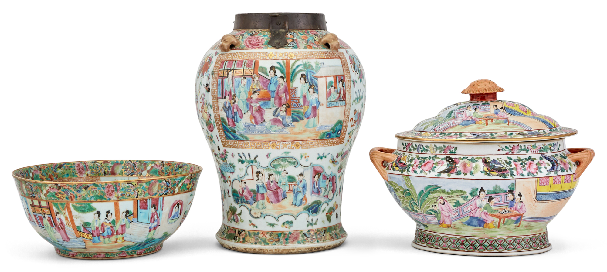 Lot image - Three Chinese Export Porcelain Rose Medallion Items