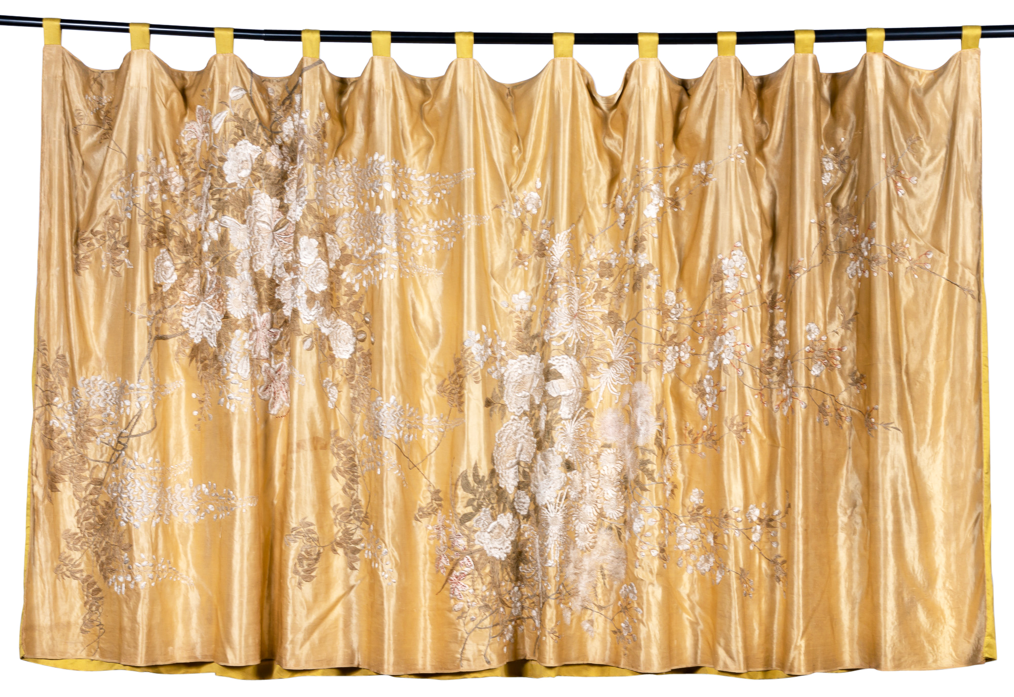 Lot image - Japanese Embroidered Silk Wall Hanging