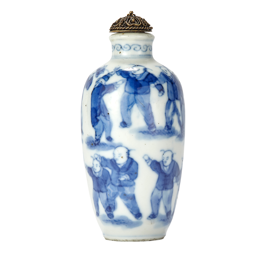 Lot image - Chinese Blue and White Glazed Porcelain Snuff Bottle