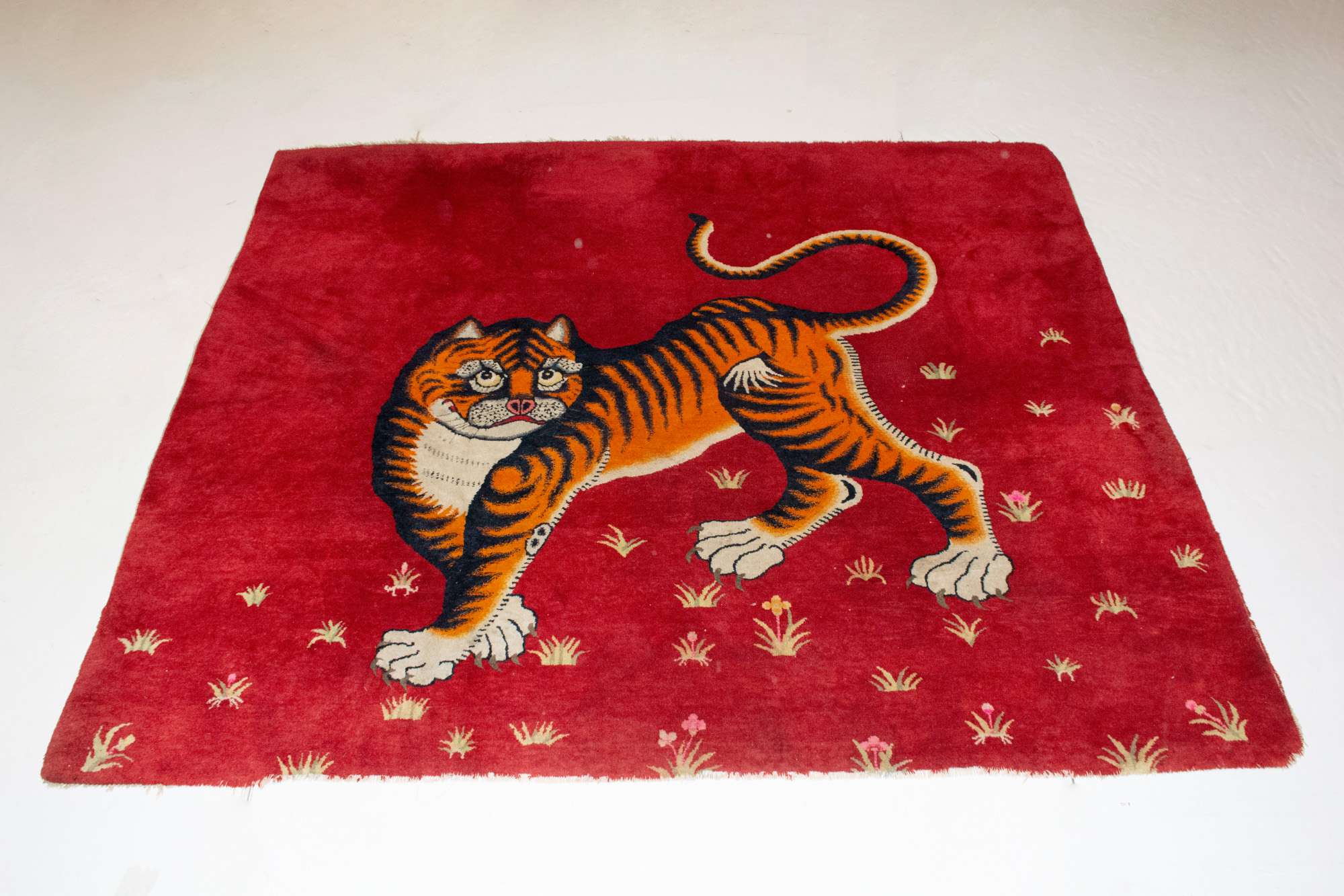 Lot image - Ningxsia Tiger Rug