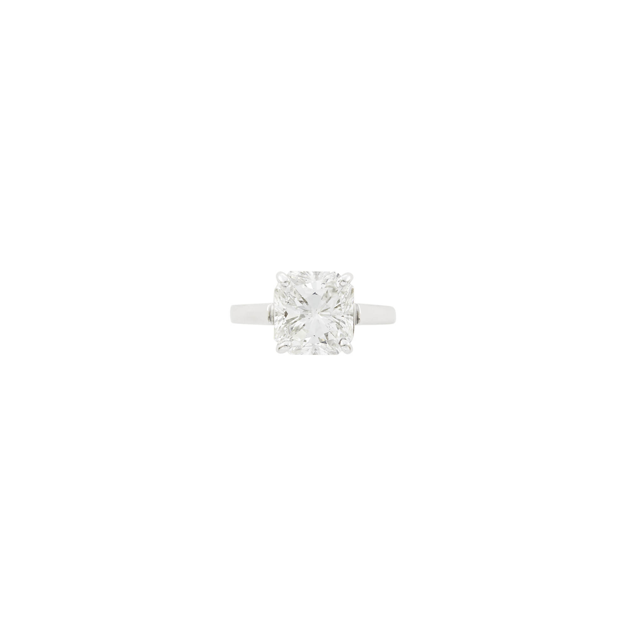 Lot image - Platinum and Diamond Ring