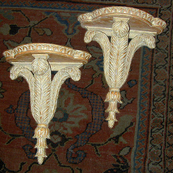 Lot image - Pair of George III Gilt-Wood Wall Brackets