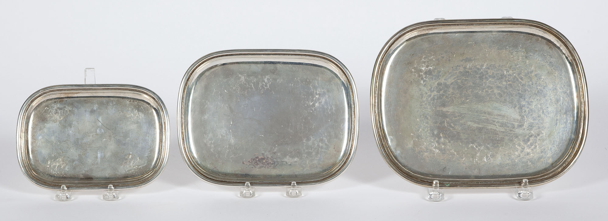 Lot image - Three Lalaounis Sterling Silver Graduated Small Platters